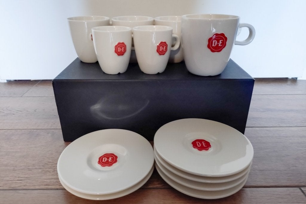 Douwe-Egberts DE kop- en schotelset, Ophalen, Zo goed als nieuw, Overige stijlen, Kop(pen) en/of Schotel(s)
