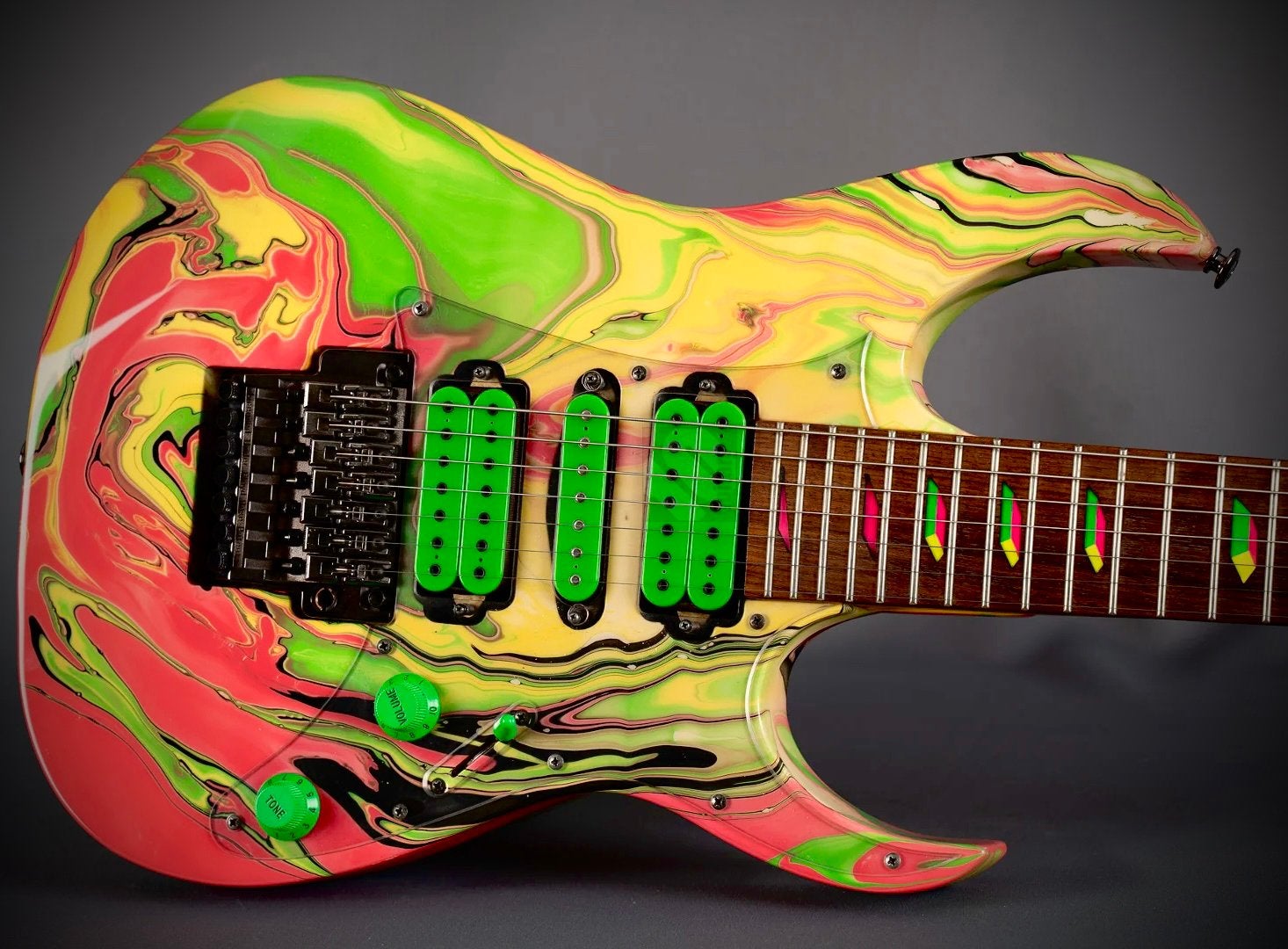 Ibanez Jem GEZOCHT  JEM steve vai, Ophalen, Solid body, Ibanez