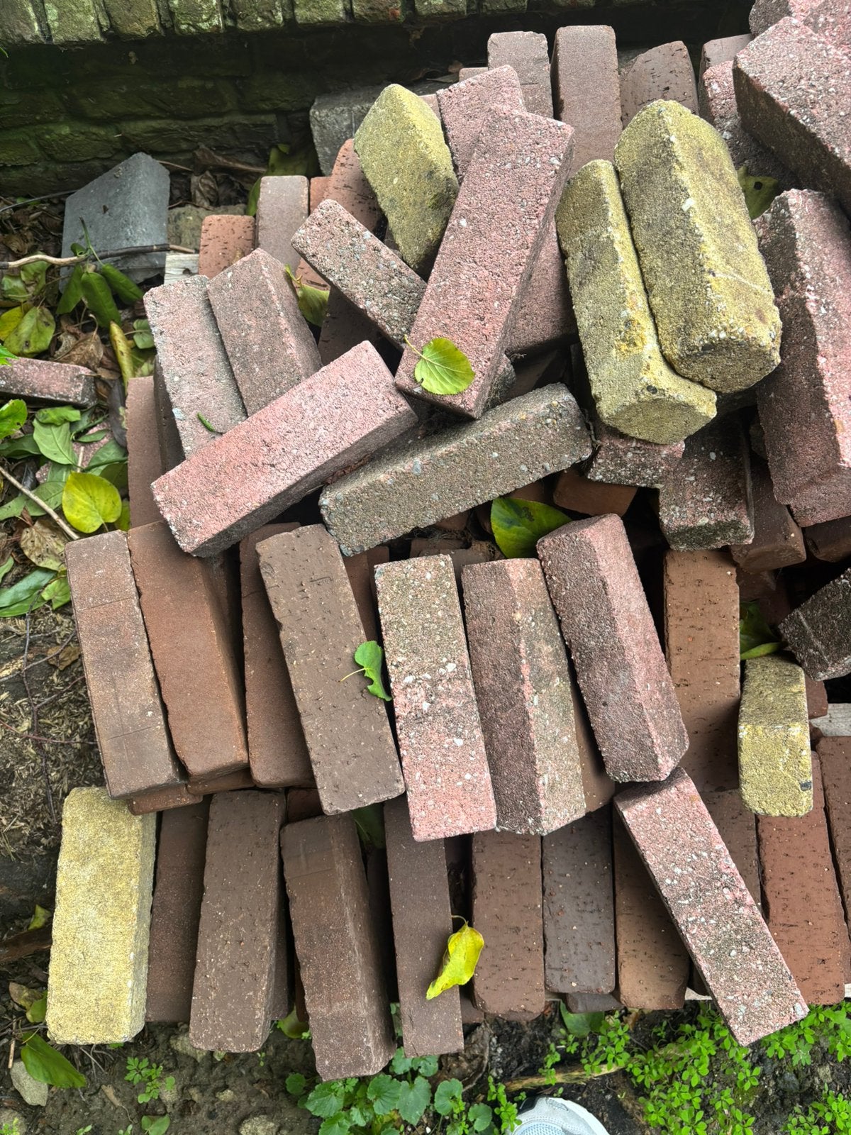 Waaltjes gratis ophalen!, Ophalen, Zo goed als nieuw, Bakstenen