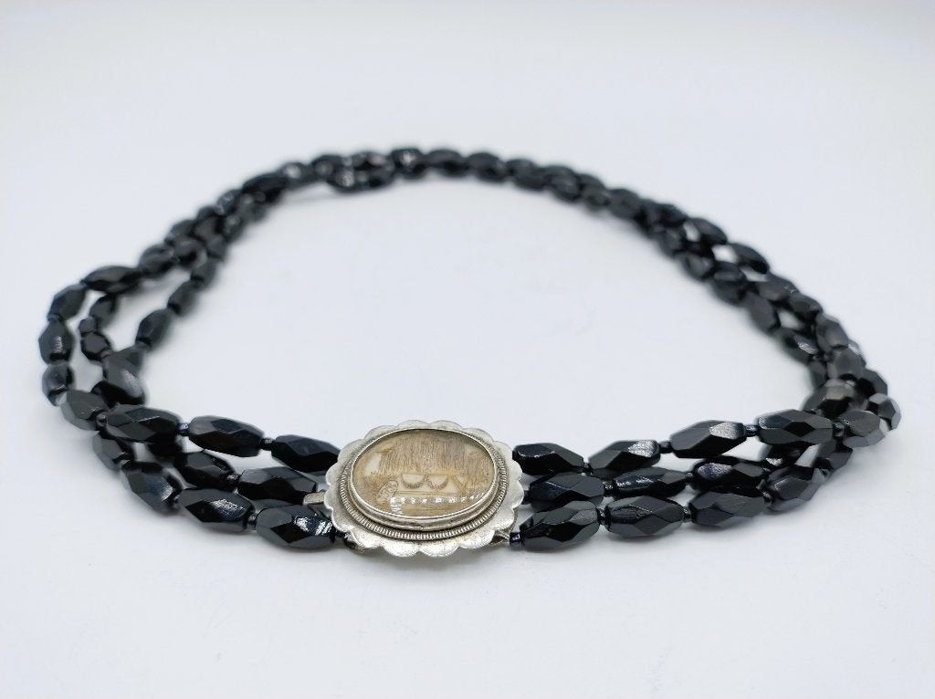 Gitten ketting met zilveren rouwslot, 1855, Verzenden, Zilver, Ring
