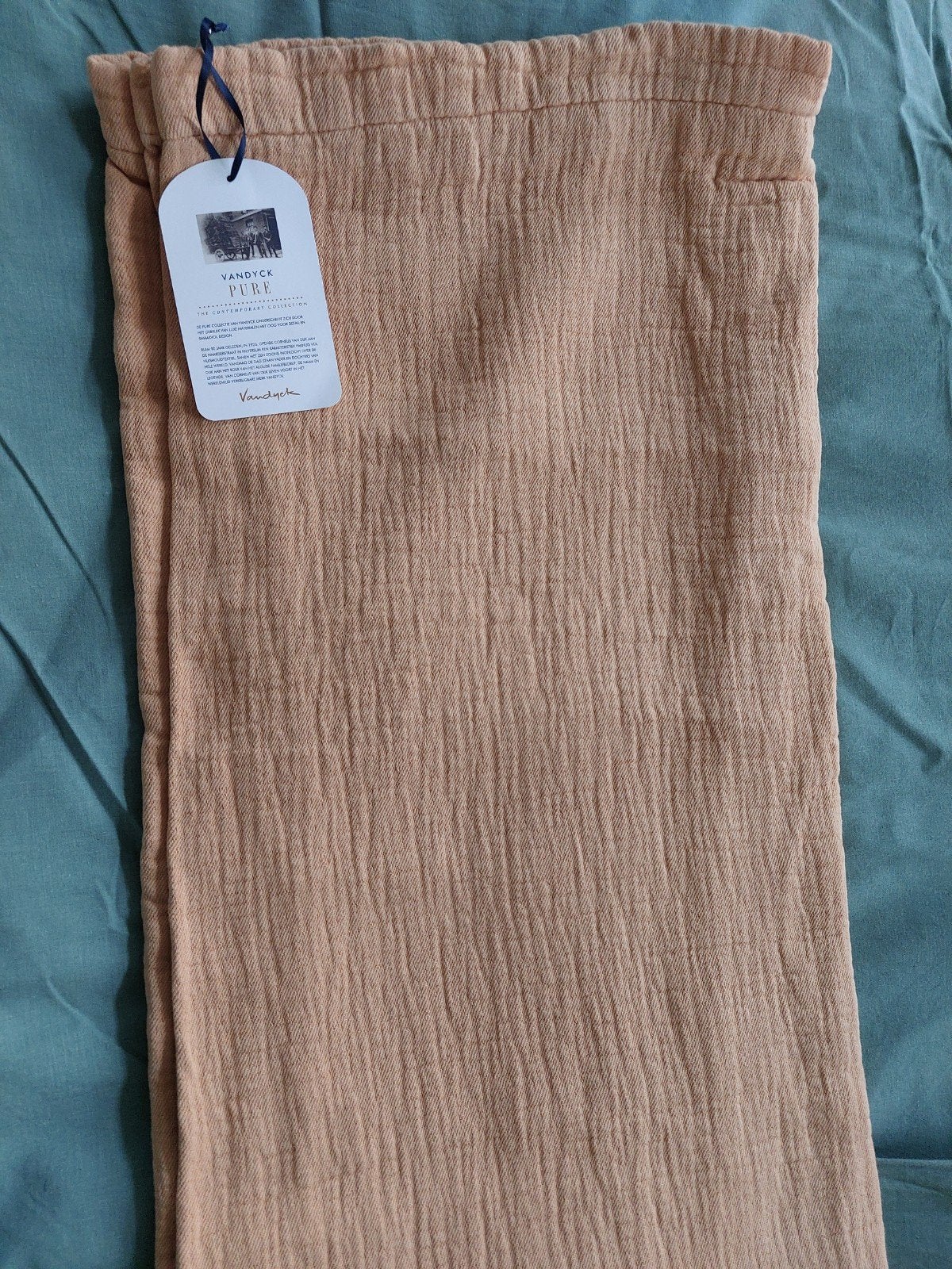 NIEUW Vandyck PURE 68 sprei 160x250 cm Apricot Blush katoen, Huis en Inrichting, Ophalen, Overige kleuren, Overige maten, Vandyck