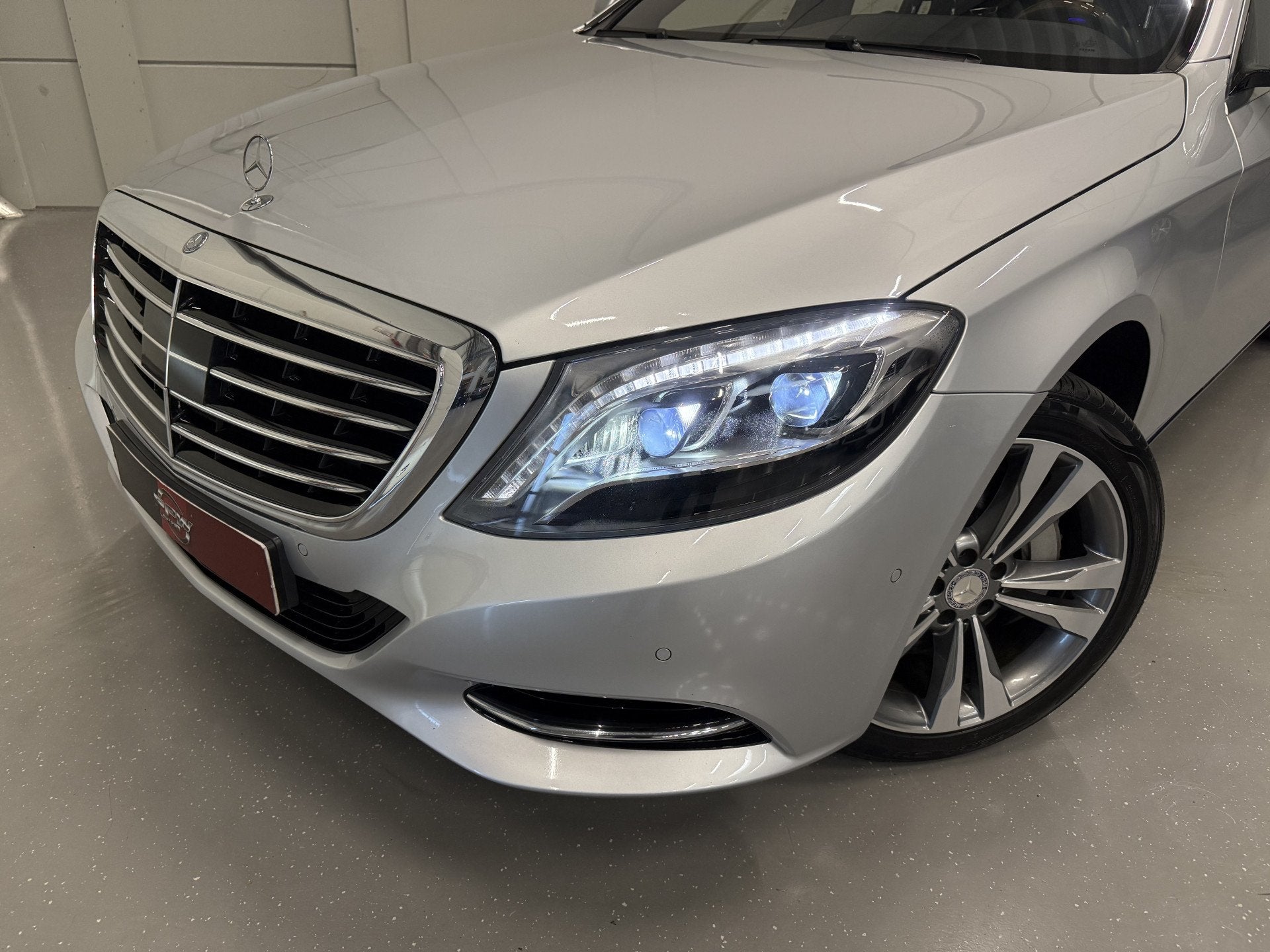 Mercedes-Benz S-Klasse 500 Prestige Plus PANO/BURMESTER/NACH, Achterwielaandrijving, Gebruikt, Met garantie (alle), Leder