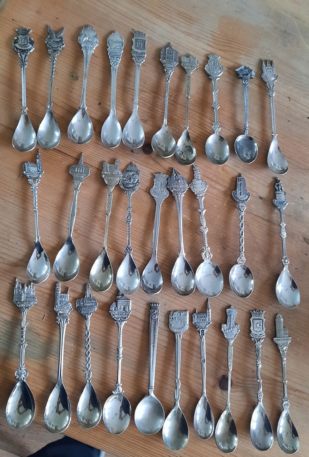 souvenir theelepeltjes 29 stuks, Ophalen of Verzenden