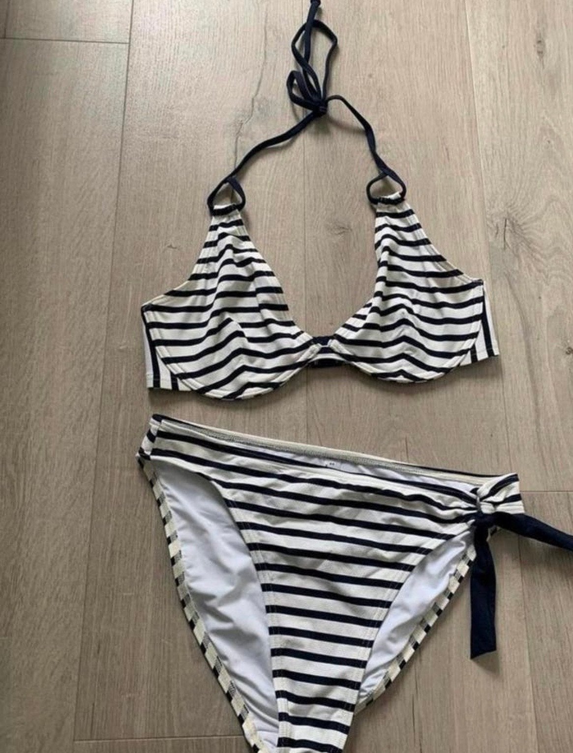 Nieuwe Esprit bikini 38D - Perfect voor de zomer!, Ophalen of Verzenden, Nieuw, Blauw, Bikini