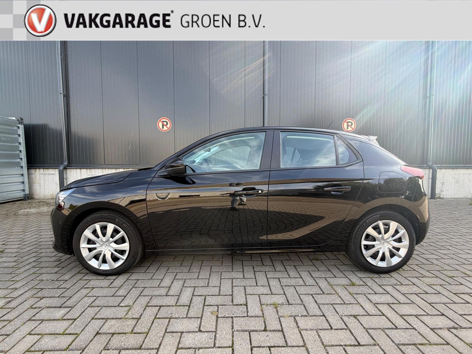 Opel CORSA 1.2 Turbo Business Edition / camera / cruise !, Voorwielaandrijving, Gebruikt, Zwart, Handgeschakeld