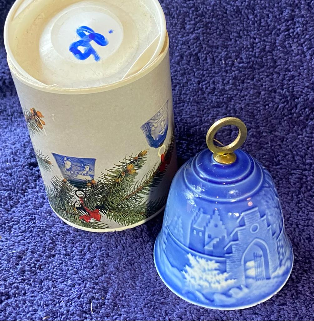 Bing & Grøndahl Kerstklok 1986 - Nieuw in Doos, Antiek en Kunst, Ophalen of Verzenden