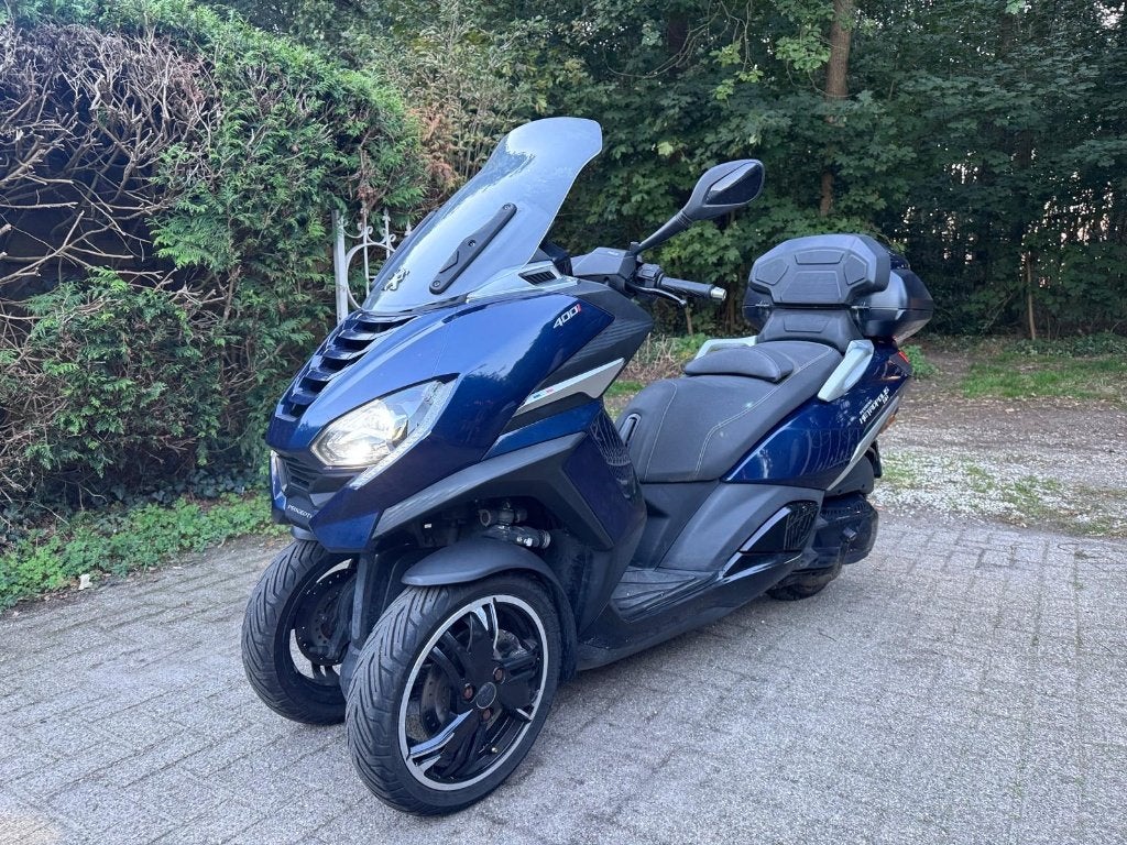 PEUGEOT METROPOLIS 400 ALLURE 2022 1E EIG AKRAPOVIČ BTW, Motoren, Particulier