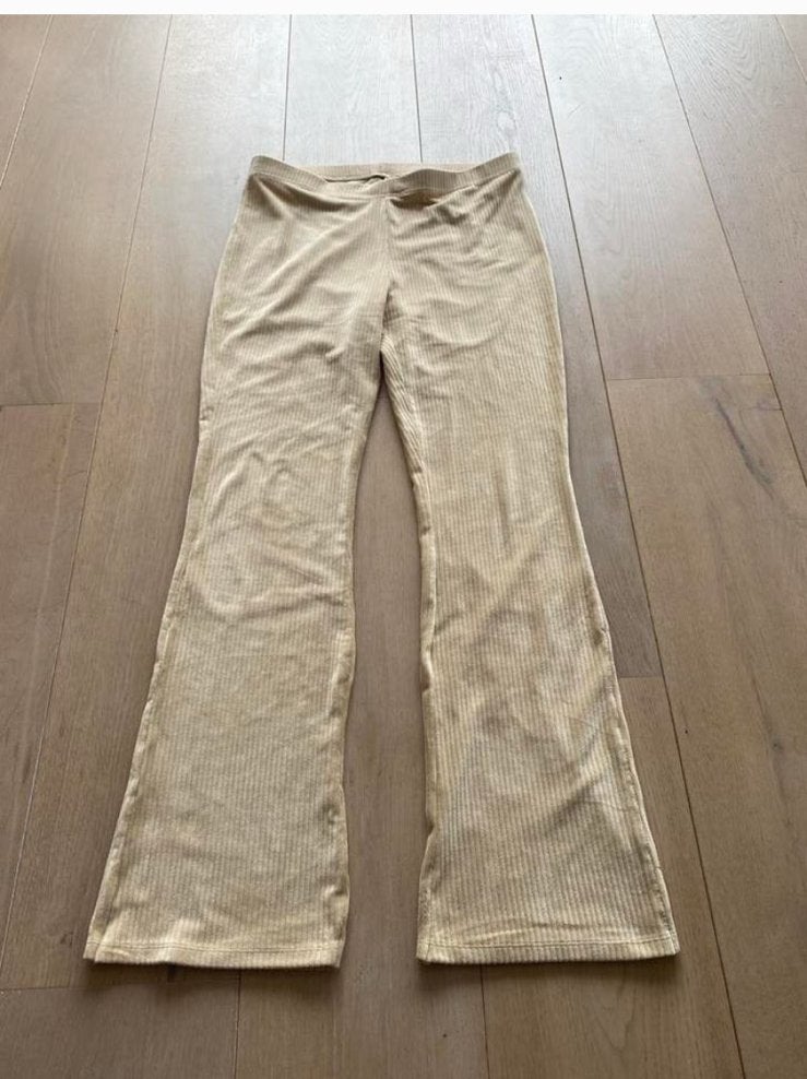 Ribbroek L stretch, Kleding | Dames, Broeken en Pantalons, Beige, Maat 42/44 (L), Ophalen of Verzenden, Zo goed als nieuw