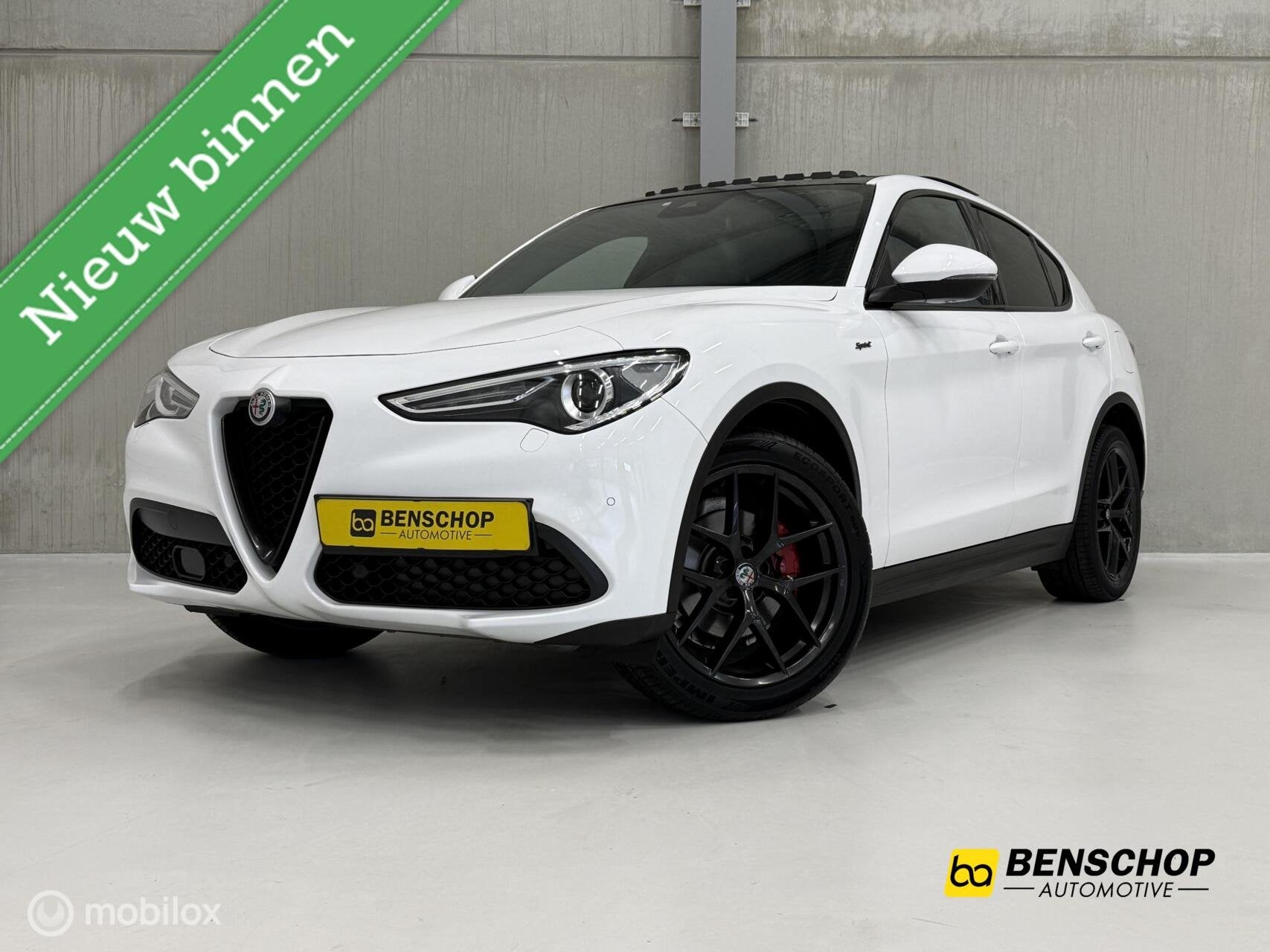 Alfa Romeo Stelvio 2.0 T AWD Sprint Panodak Leer Navi Carpla, Automaat, 1995 cc, Zwart, 4 cilinders