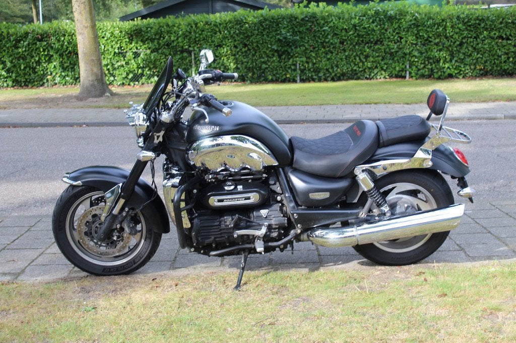 Triumph Rocket III Classic - foto 3