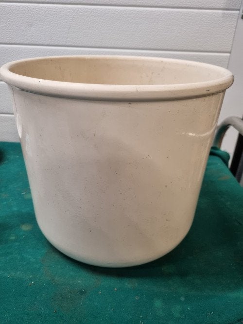 bloempot creme kleurig groot, Ophalen of Verzenden, 'T Olde Gre-j, Info@toldegrej.nl, Endepoelstraat 20f Didam