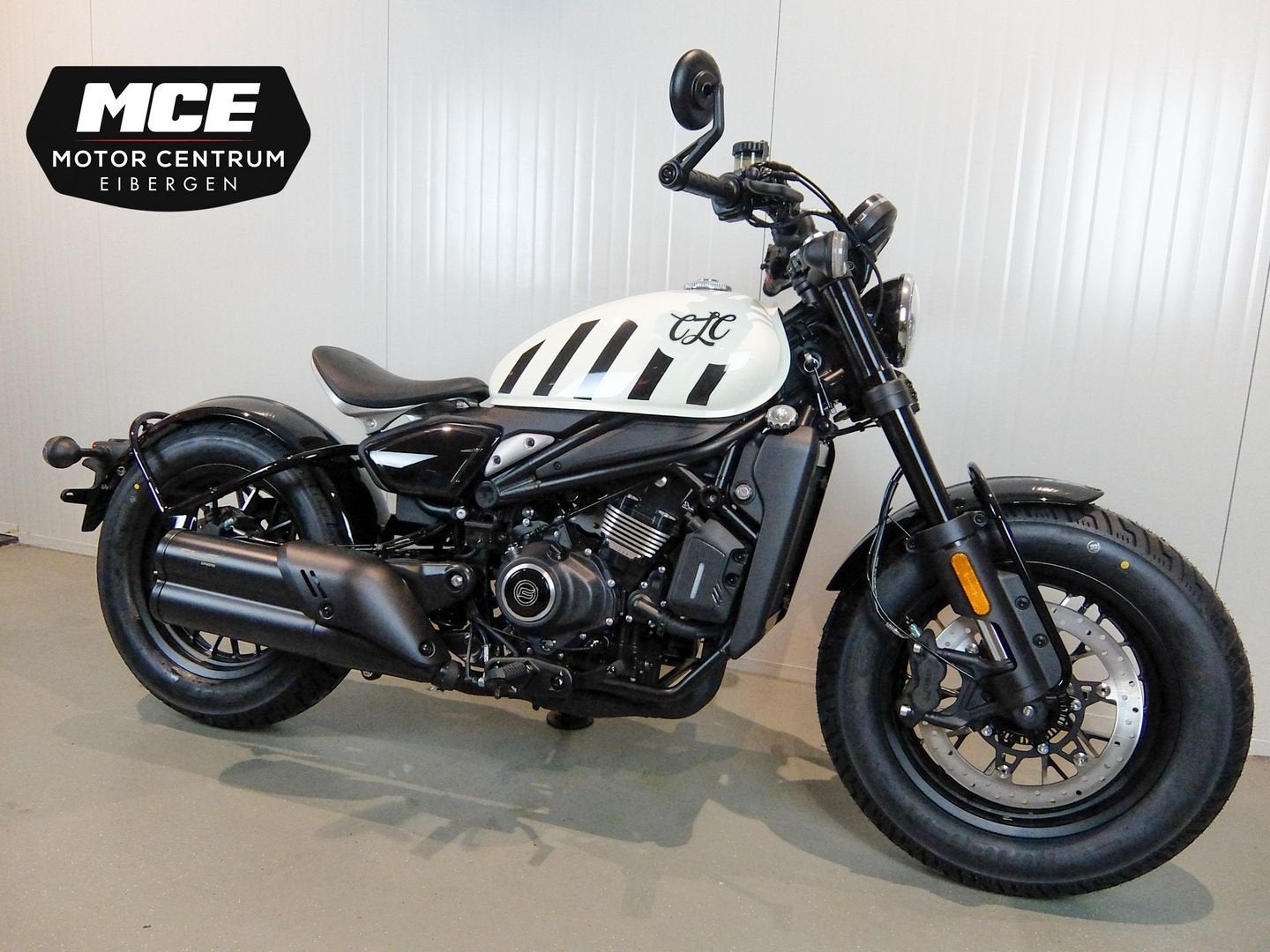 CFMOTO 450 CLC BOBBER (bj 2026), 2 cilinders, Bedrijf, Onbekend, 449 cc