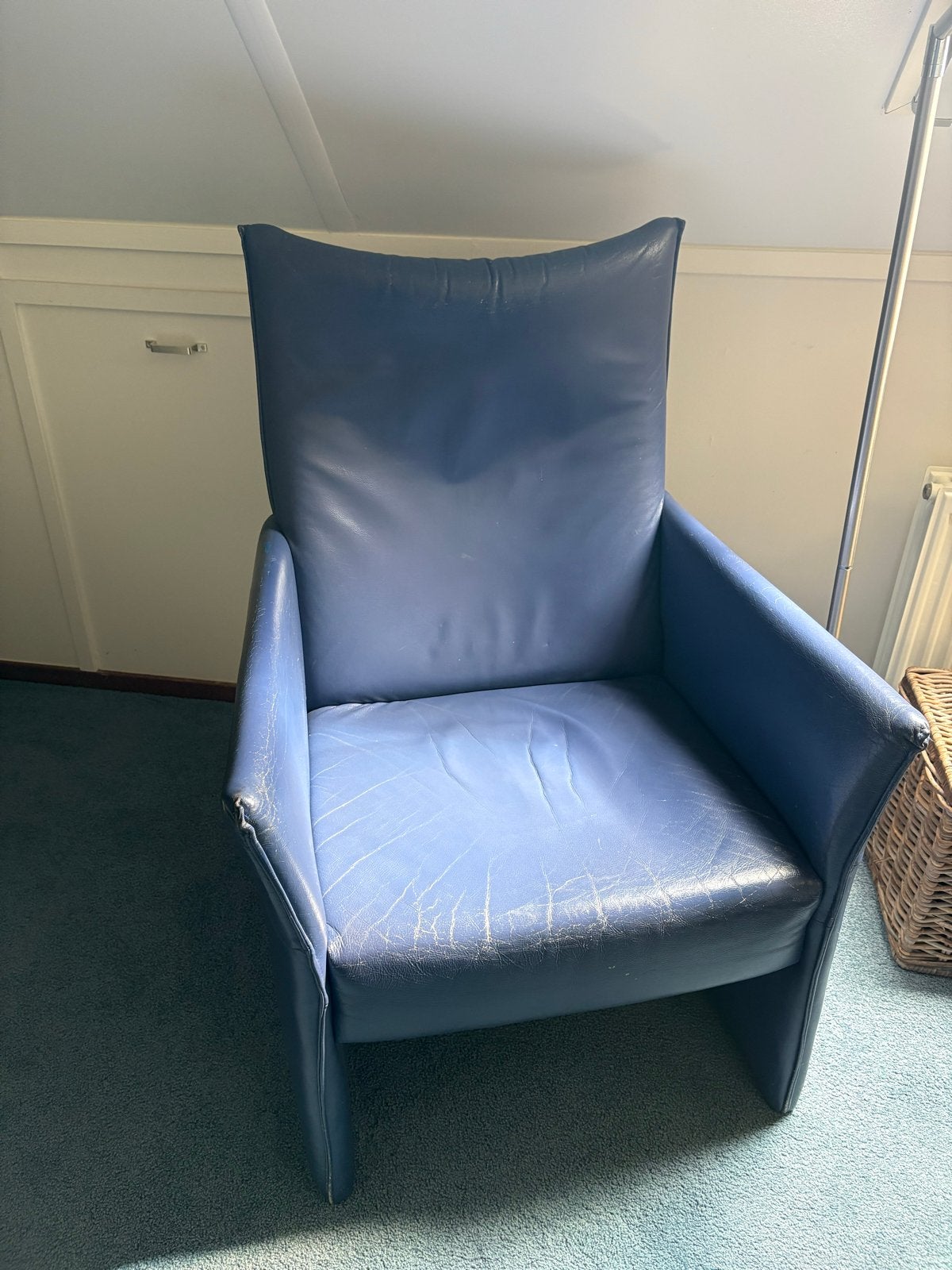Blauwe leren fauteuil - Comfortabele stoel, Ophalen, Gebruikt, Minder dan 75 cm, Leer