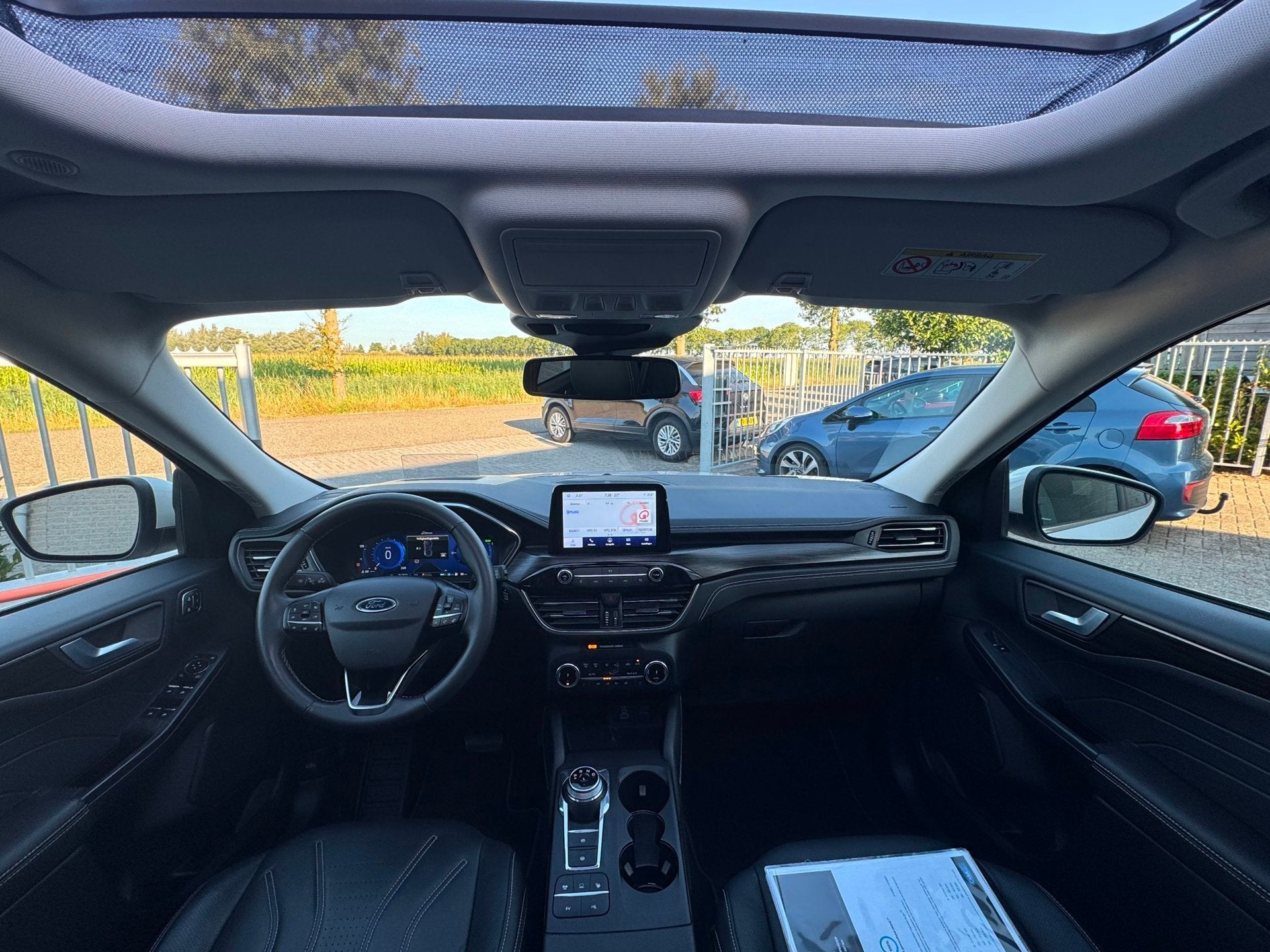 Ford Kuga 2.5 PHEV ST-Line X Vignale HEAD-UP / PARELMOER / C, Auto's, 14 kWh, Gebruikt, 4 cilinders, Wit