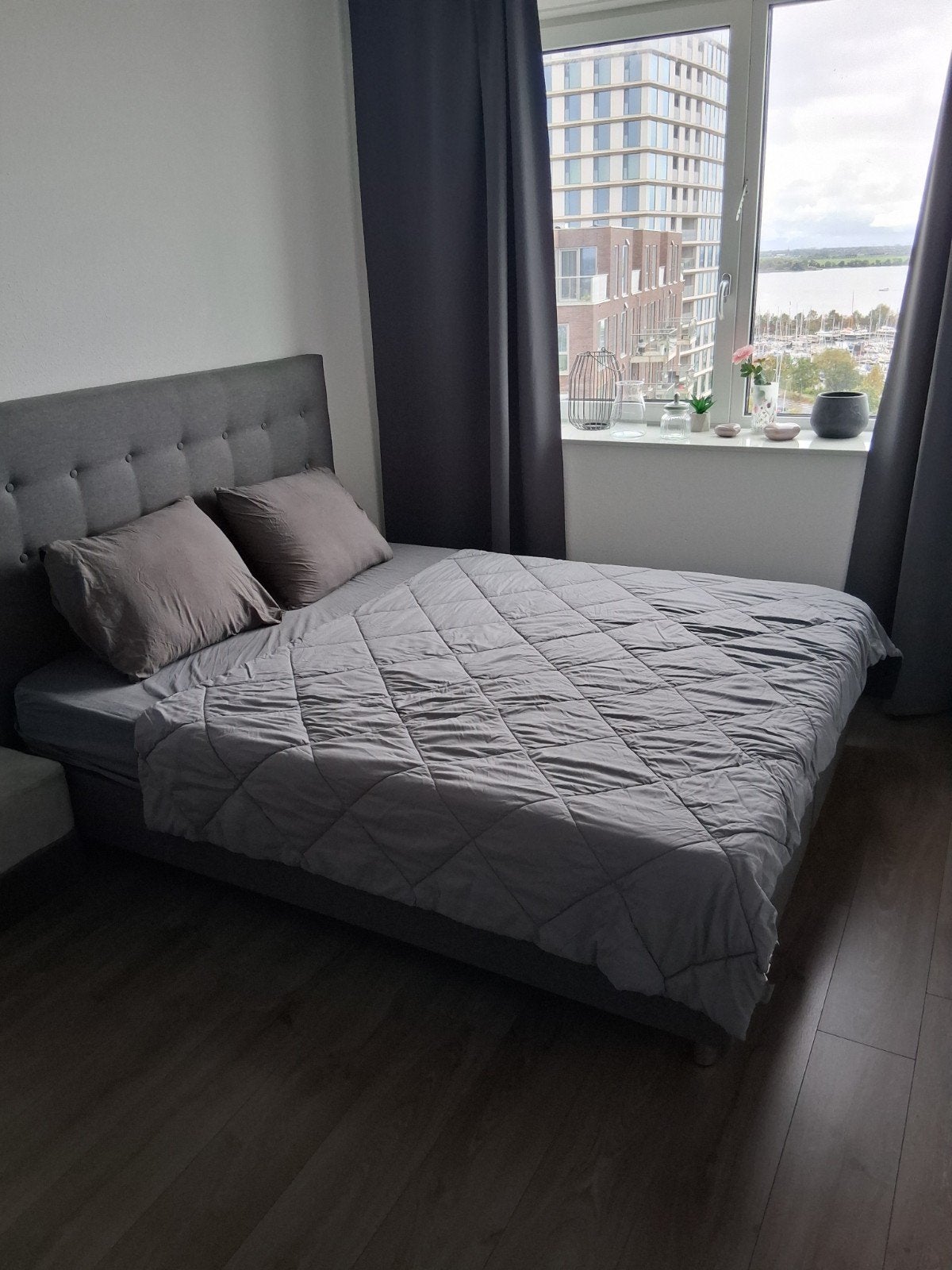 kamer te huur / uitsluitend alleen voor serieuze vrouwen., Almere