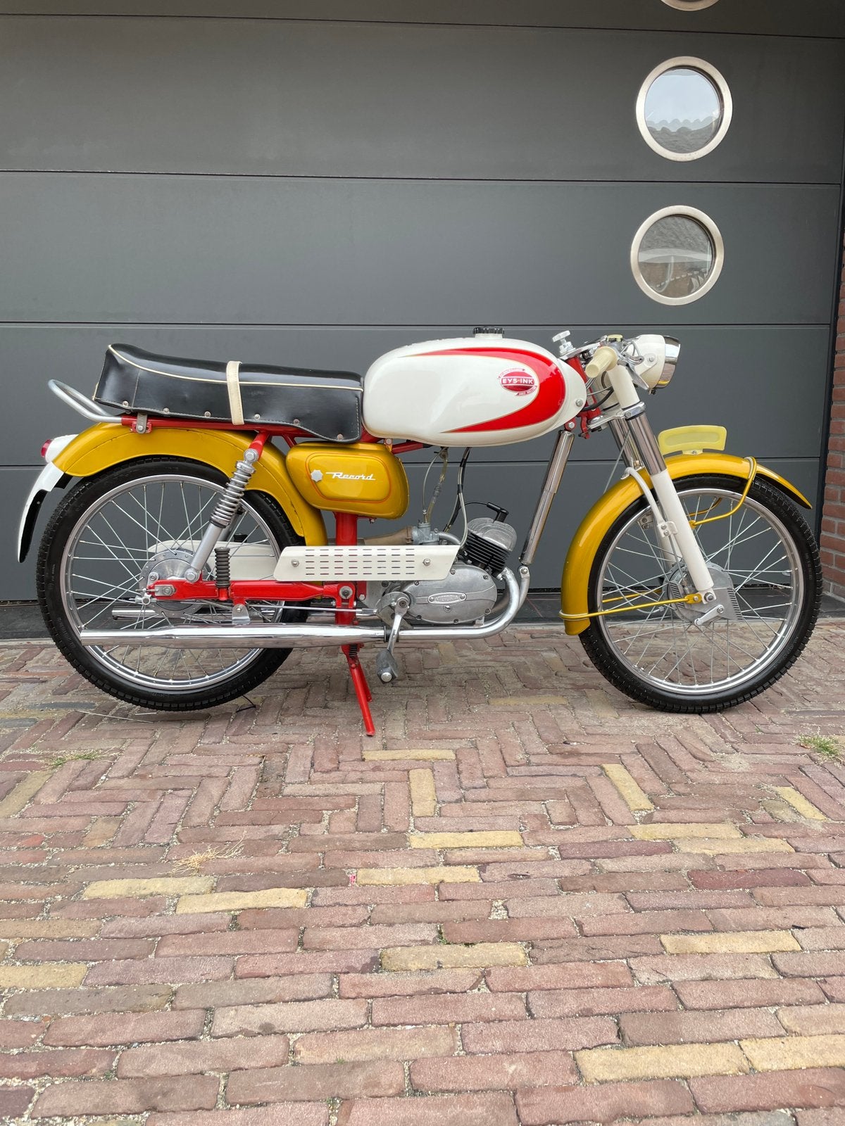 Eysink  Record   “ snavelbek “, Overige merken, Maximaal 45 km/u, 3 versnellingen, 49 cc