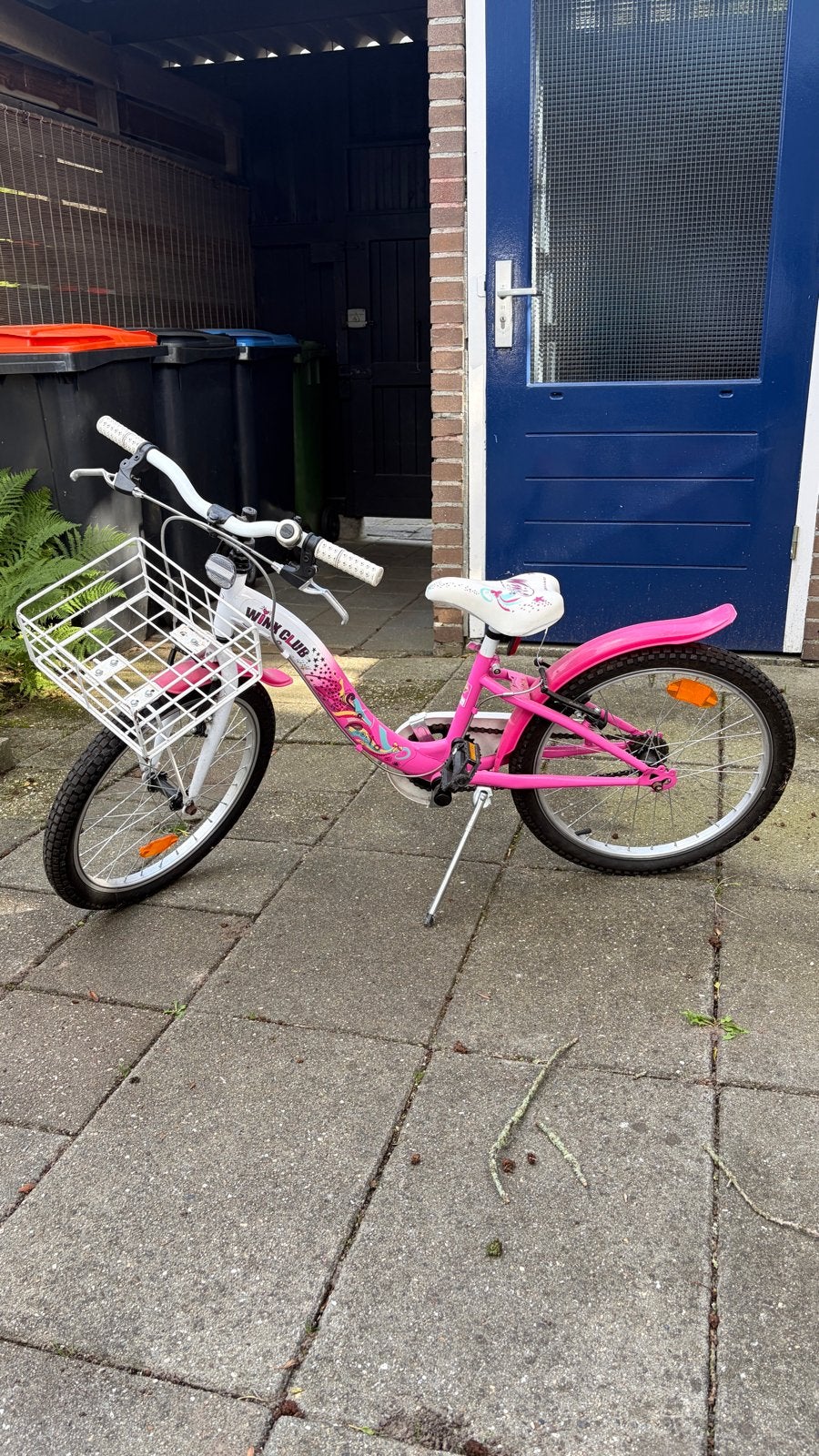 Roze kinderfiets met mandje - Winx Club, Ophalen, Gebruikt, Velgrem, 20 inch of meer