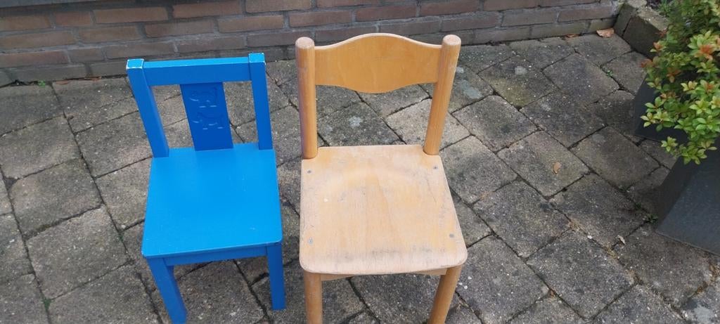 2  houten kinderstoeltjes, Kinderen en Baby's, Kinderkamer | Tafels en Stoelen, Ophalen, Gebruikt, Stoel(en)