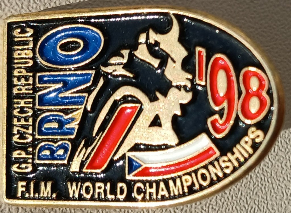 TT Assen, pin GP Tsjechië Brno 1998, Ophalen, Gebruikt, Sport, Speldje of Pin