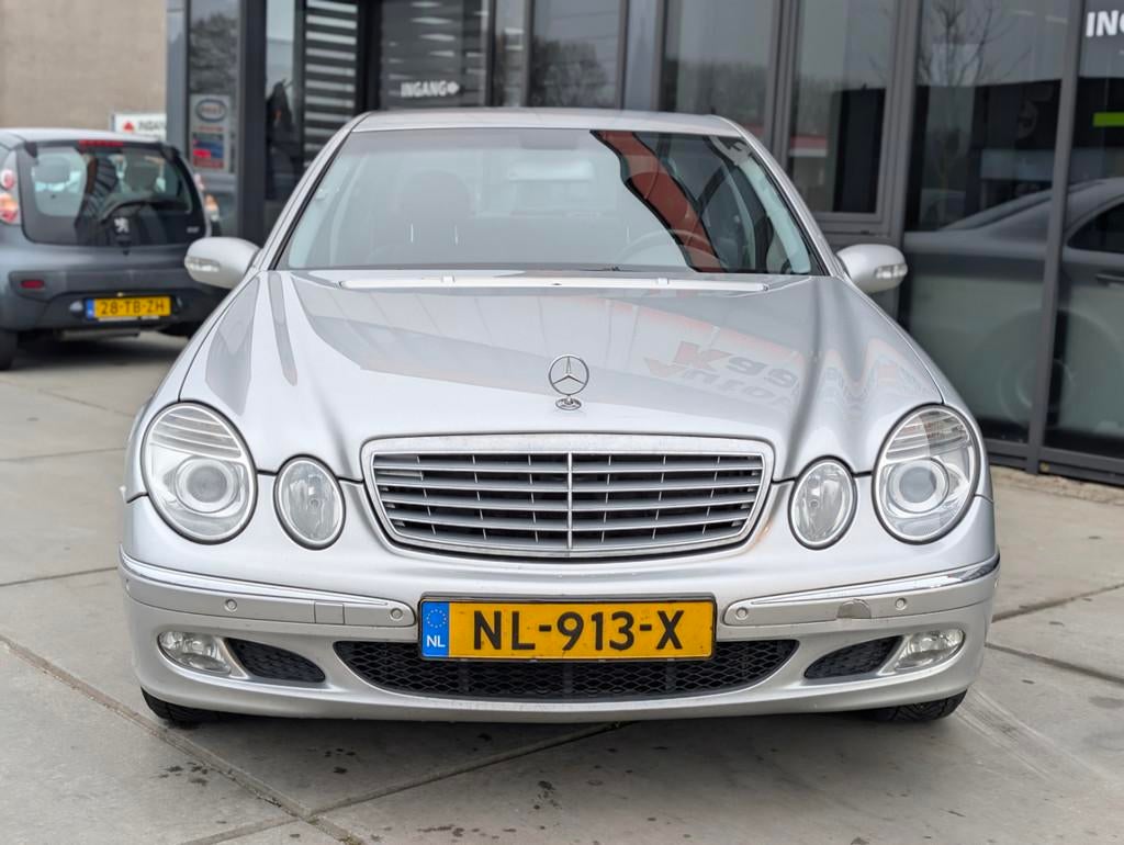 Mercedes-Benz E-klasse 270 CDI Elegance - Clima - Automaat -, Auto's, Mercedes-Benz, Gebruikt, Leder, Bedrijf, Diesel