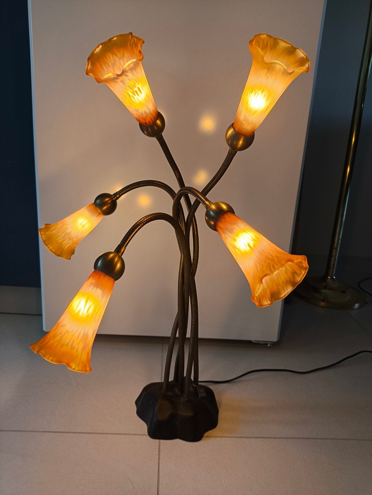 Tom Kater design lelie lamp /Tiffany stijl. Met dimmer, Ophalen, Zo goed als nieuw, Glas