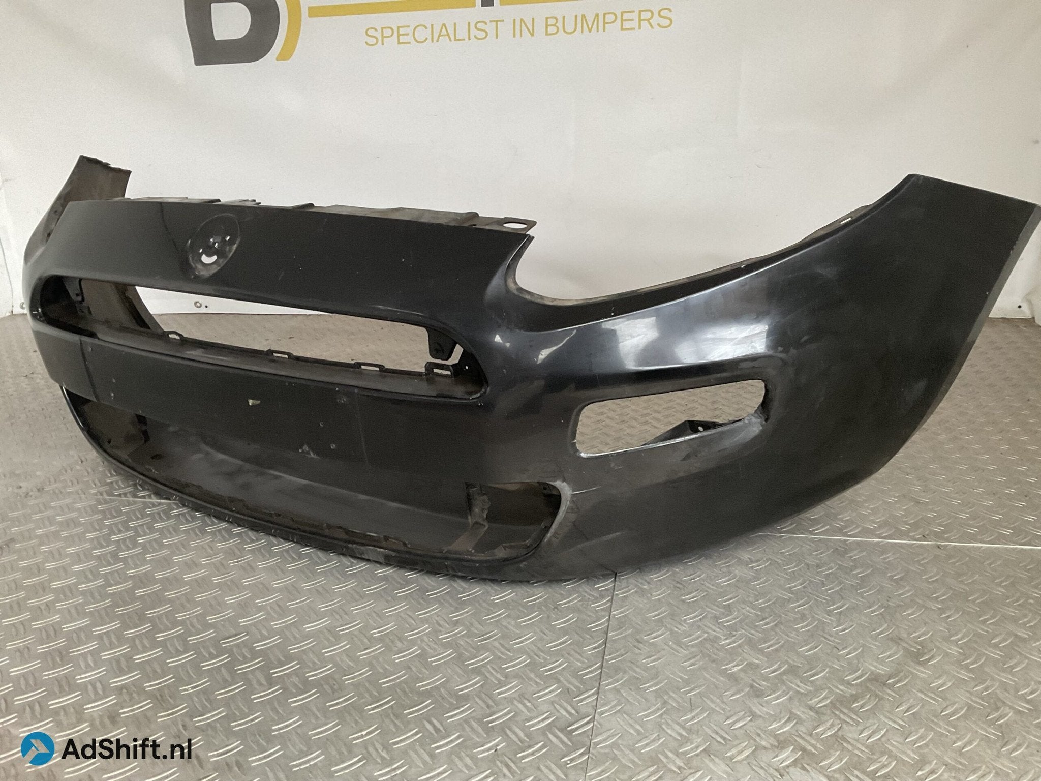 Bumper Fiat Punto 10-14 735536140 Voorbumper B9-16956z, Bumper