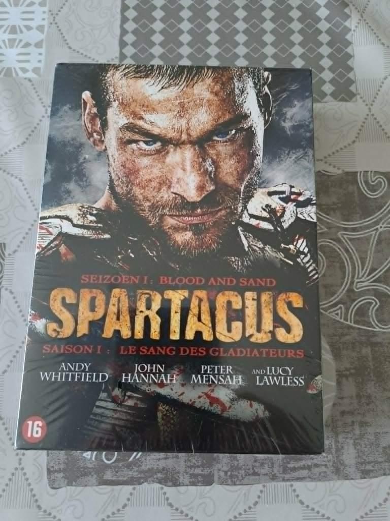 SPARTACUS SEIZOEN 1 BLOOD AND SAND, Cd's en Dvd's, Dvd's | Tv en Series, Vanaf 16 jaar, Ophalen of Verzenden, Nieuw in verpakking