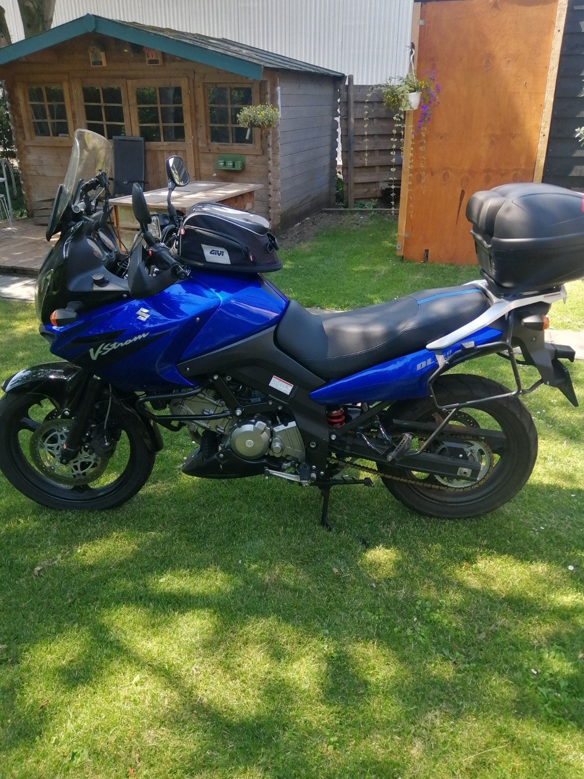 Suzuki dl 650 vstrom, 2 cilinders, Toermotor, Handgeschakeld, 650 cc