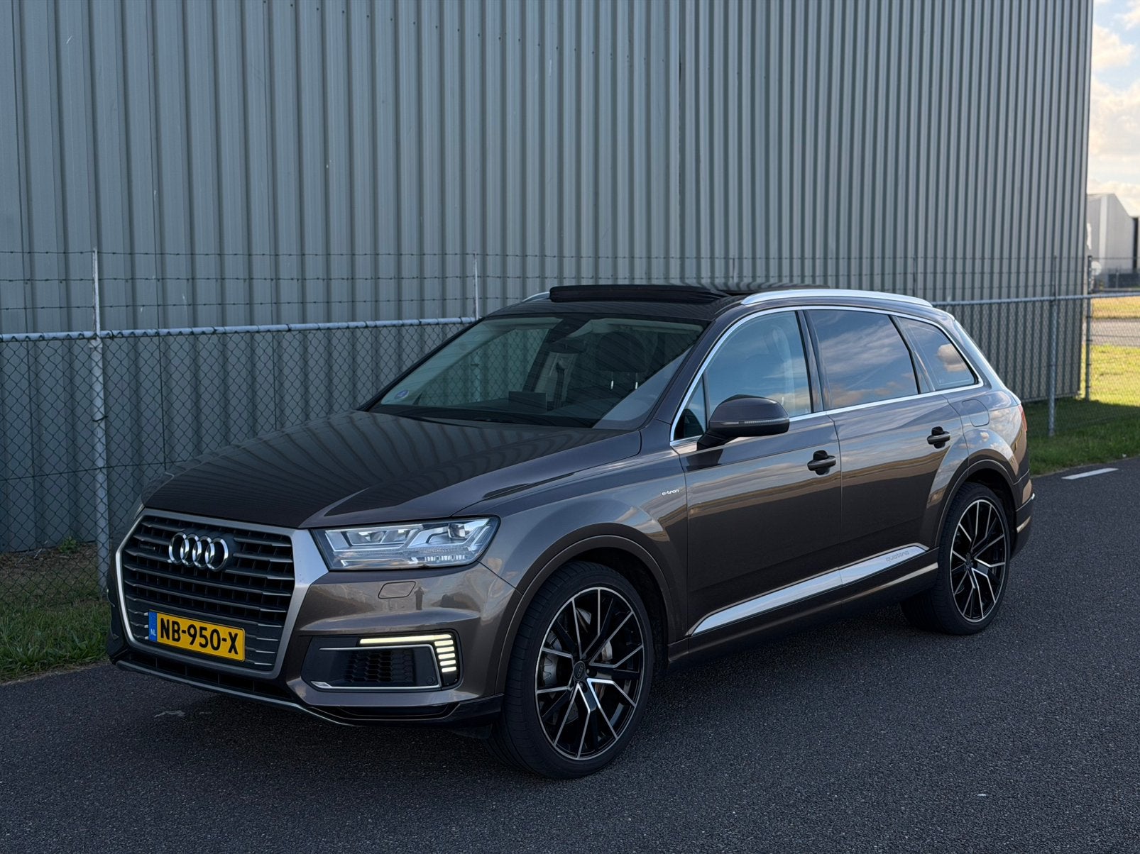 Audi Q7 3.0 TDI 374pk E-tron Quattro Tiptronic 2016 Bruin, Automaat, 2420 kg, Particulier, SUV of Terreinwagen