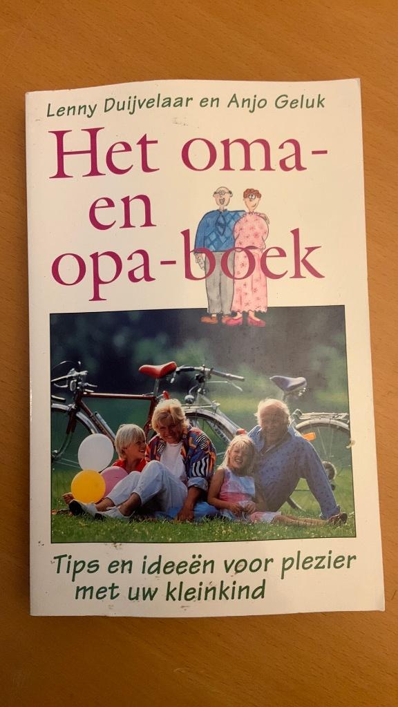 Lenny Duijvelaar - Anjo Geluk- Het oma- en opa-boek, Ophalen of Verzenden, Zwangerschap en Bevalling