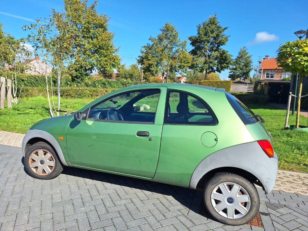 Ford Ka 1.3 I 44KW 2006 Groen, Voorwielaandrijving, Stof, 31 €/maand, 4 cilinders