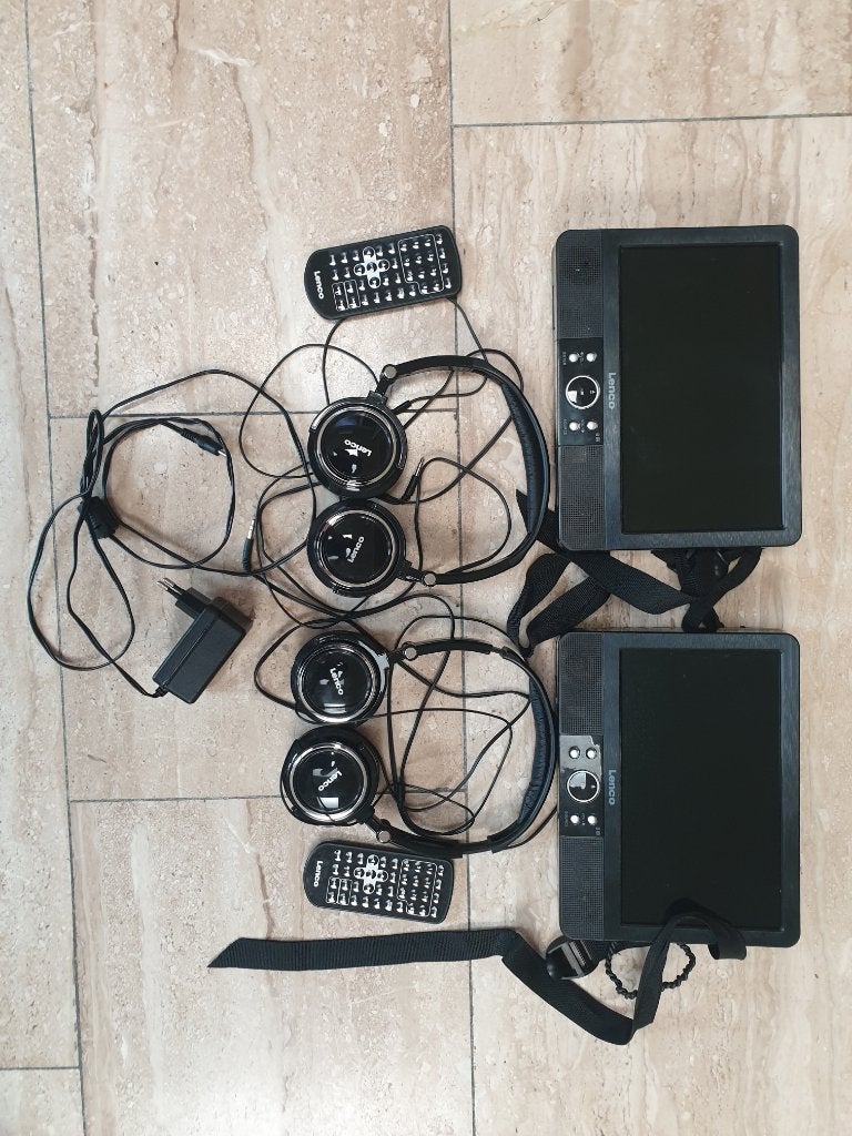 Lenco DVD set auto (2x scherm) (Evt. 2x set = 4x scherm), Ophalen, Gebruikt
