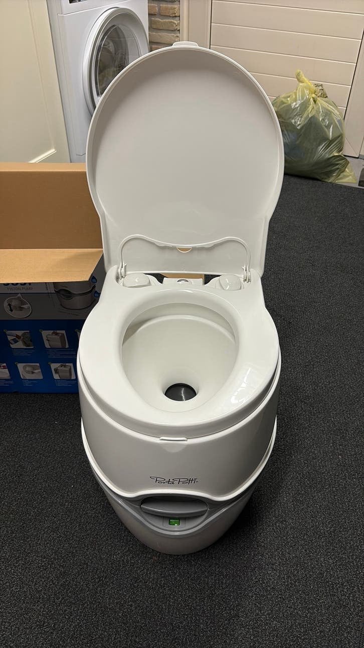 Porta Potti 565P Thetford, Caravans en Kamperen, Ophalen of Verzenden, Zo goed als nieuw