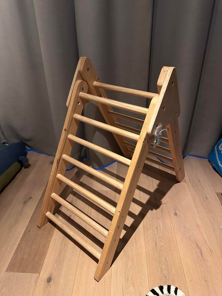 Houten Klimrek Driehoek voor Kinderen, Ophalen, Zo goed als nieuw