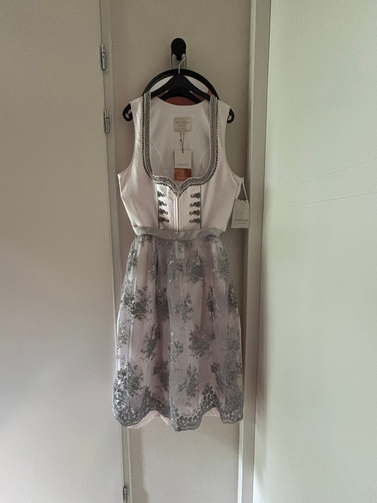 Dirndl - Oktoberfest - Kruger - maat 40 - nieuw - compleet, Kleding | Dames, Maat 38/40 (M), Nieuw, Ophalen of Verzenden, Overige thema's