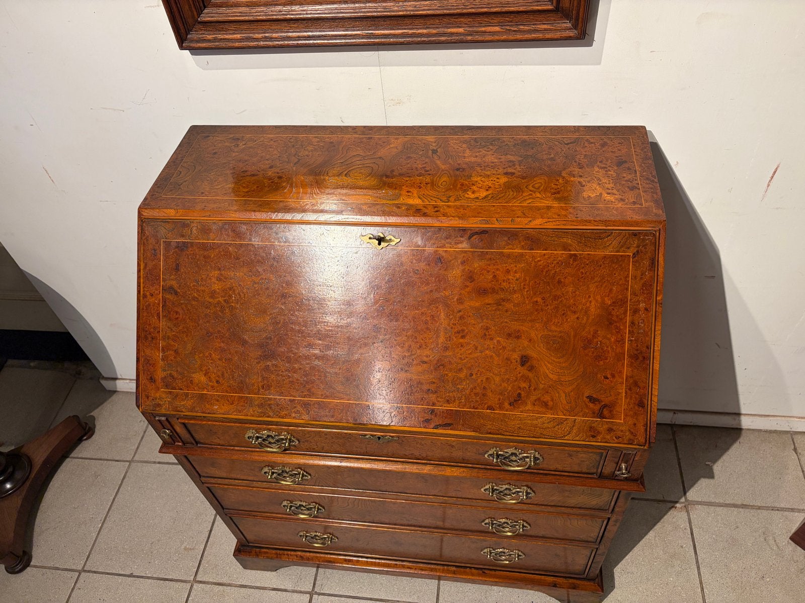 Antieke Engelse Klepsecretaire in Wortelnoten, Antiek en Kunst, Ophalen