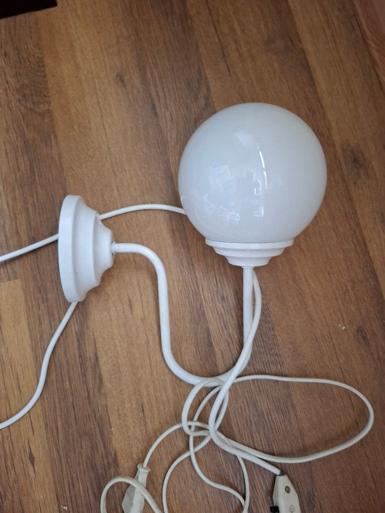 Witte wandlamp retro bol, Ophalen of Verzenden, Gebruikt, Glas, Retro