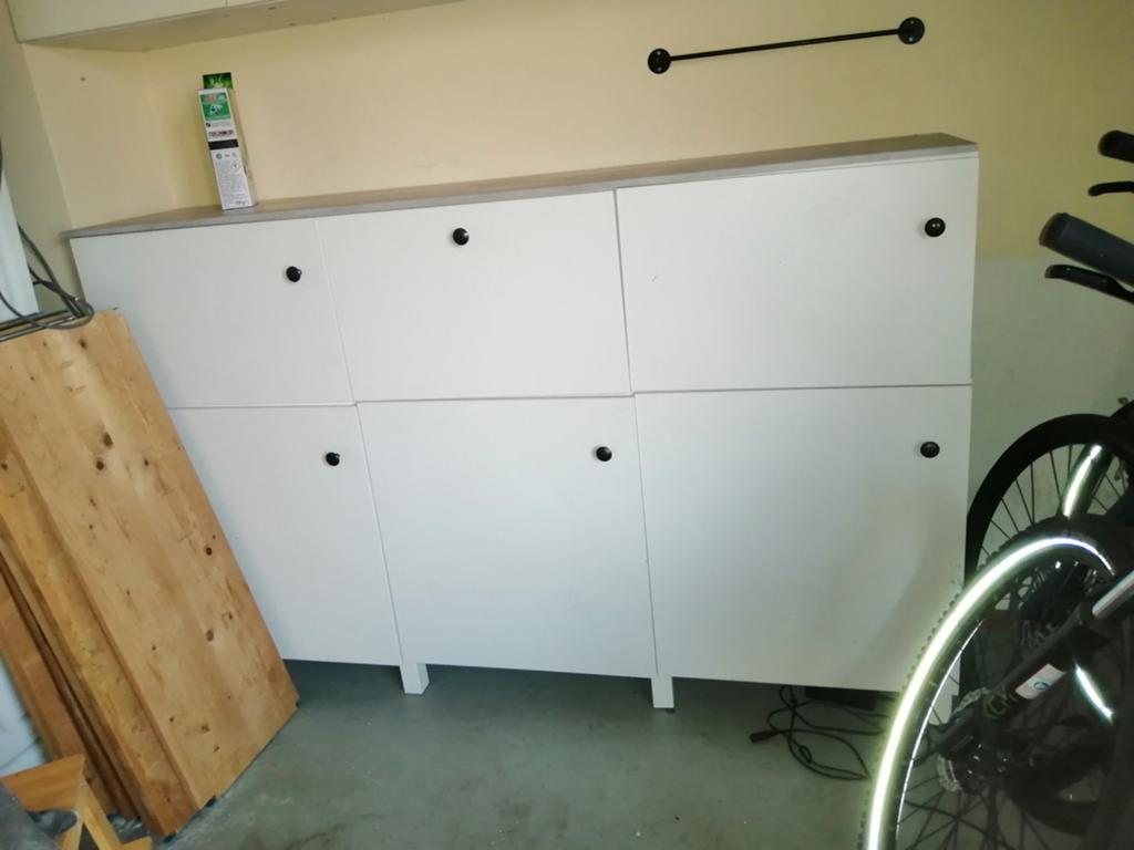 Ikea kast met grijze plank erbovebop, Ophalen of Verzenden, Inbouw, Minder dan 60 cm