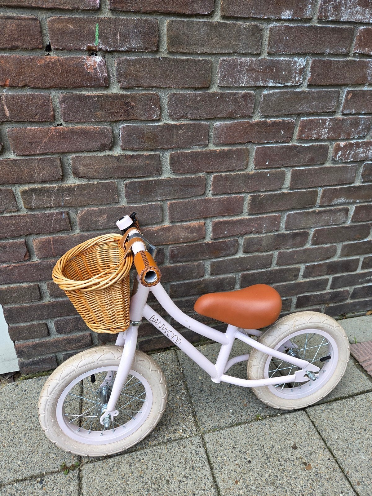 Lichtroze loopfiets van Banwood incl. mandje, Ophalen, Gebruikt, Minder dan 16 inch, Banwood