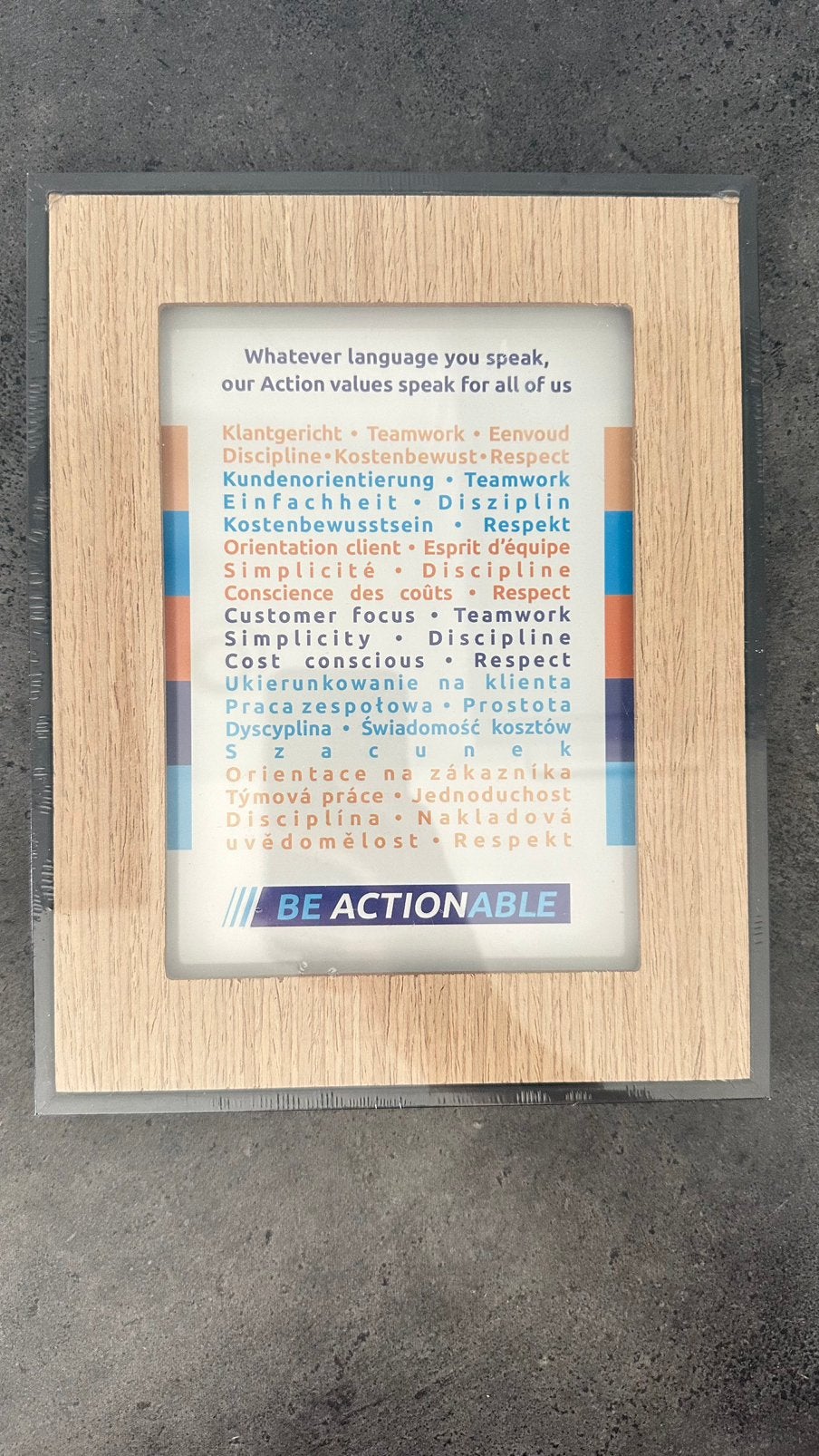 Fotolijst, 13x18cm, hout en zwart, Action tekst, Minder dan 50 cm, Nieuw, Ophalen of Verzenden, Minder dan 50 cm
