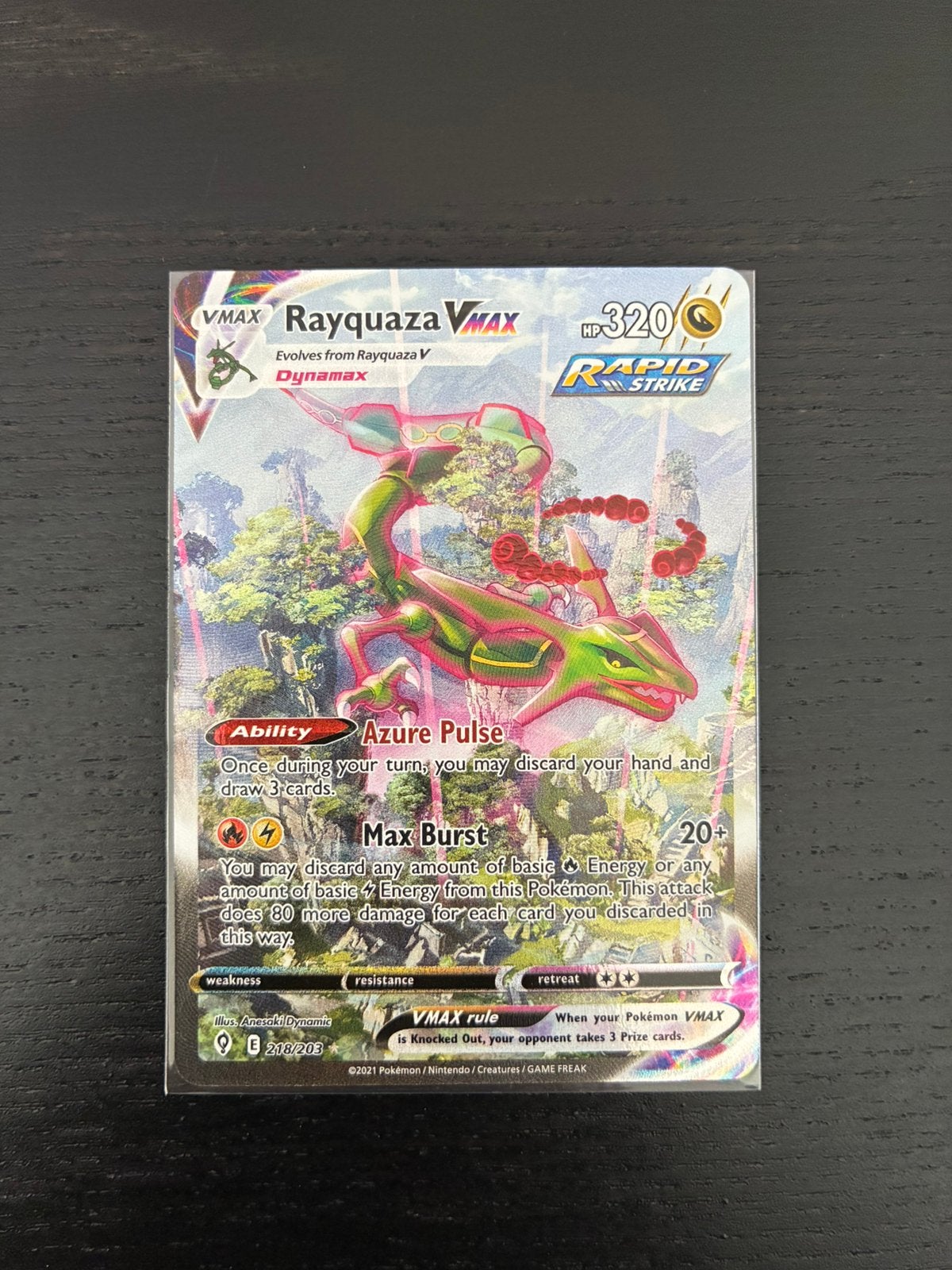NM Rayquaza VMAX 218/203 pack-fresh Pokémon Card, Ophalen of Verzenden, Zo goed als nieuw, Losse kaart, Foil