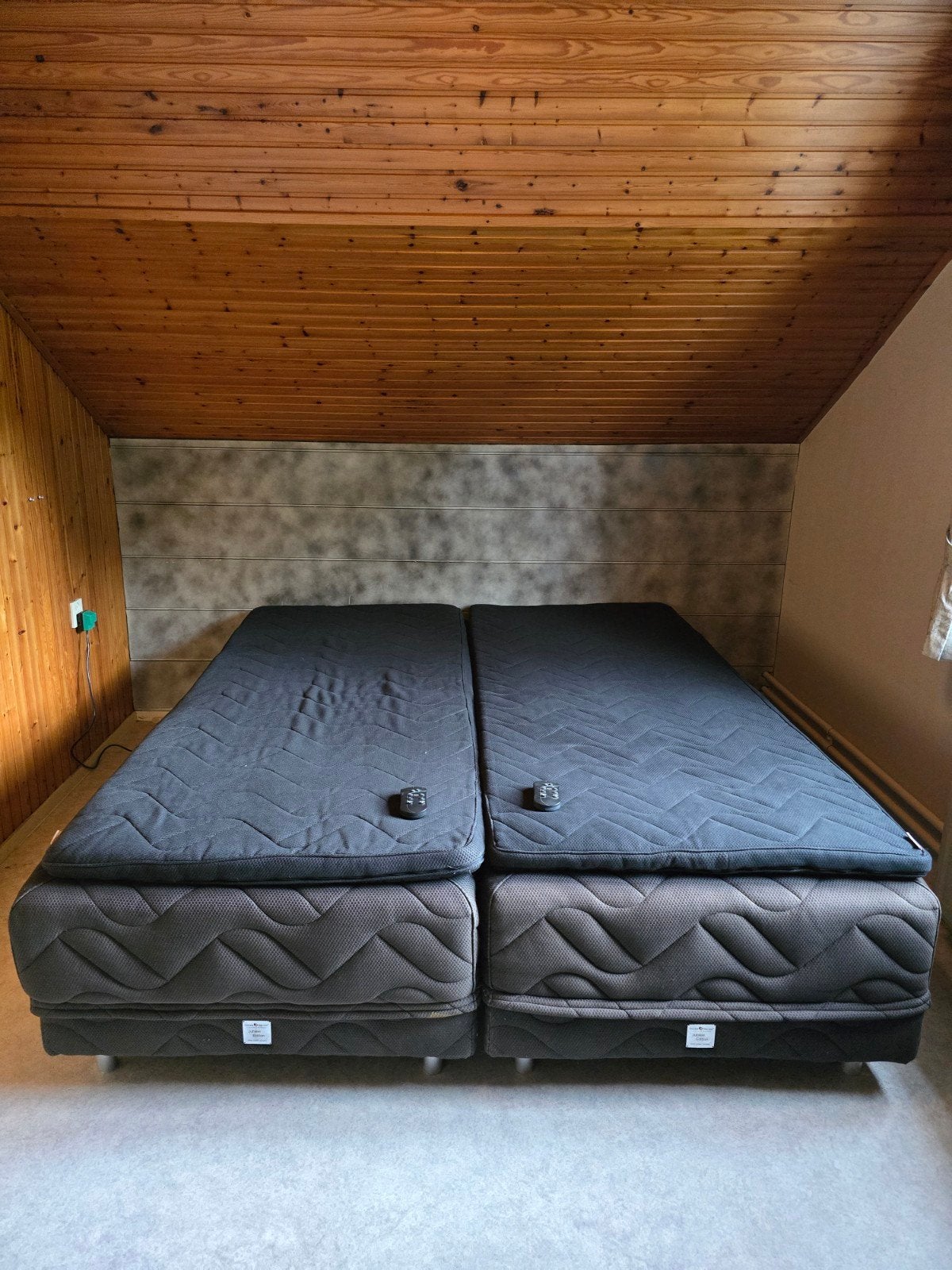 Zwarte Swiss Sense boxspring 180x210 verstelbare matrassen, Ophalen, Tweepersoons, 180 cm, Stof