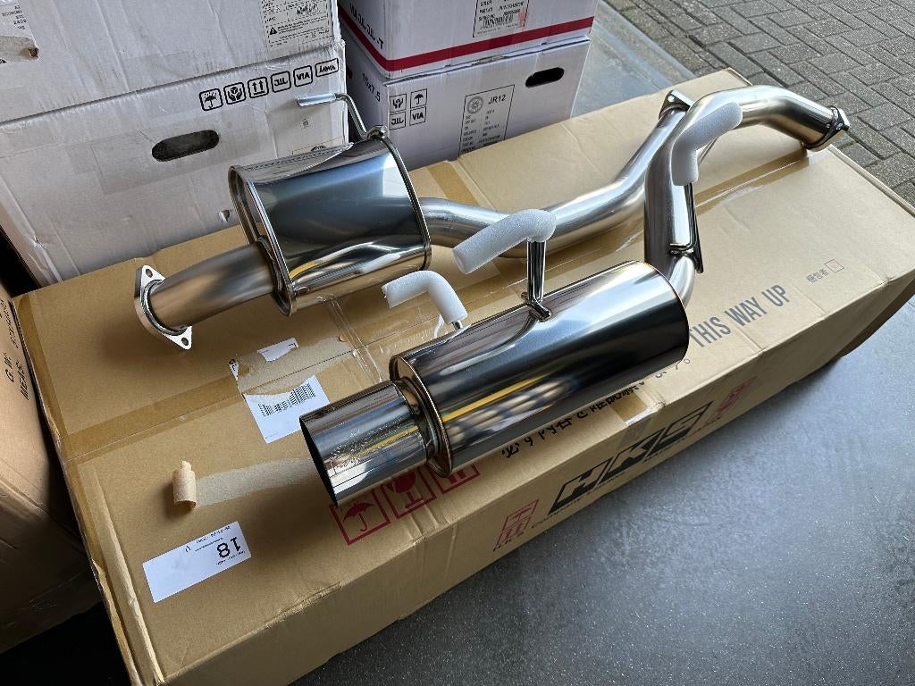 HKS Silent Hi-power uitlaatsysteem - Toyota Celica GT4 ST205