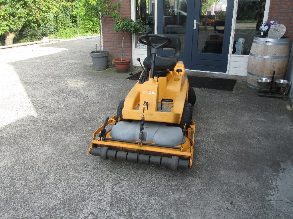 Zitmaaier Stiga Villa Master, hard maaidek, Ophalen, Gebruikt, Stiga, Versnellingen