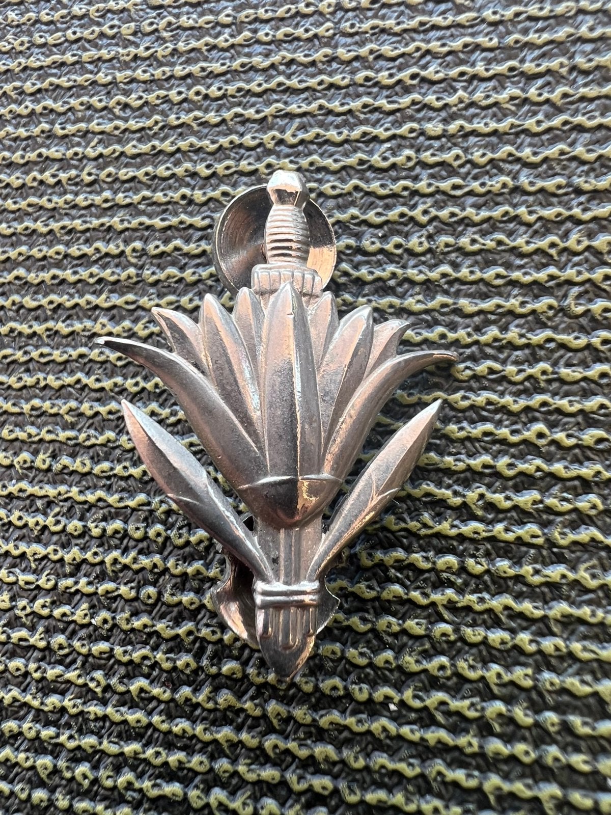 Metalen kraagspiegel Korps Militaire Administratie Nederland, Ophalen of Verzenden, Landmacht, Nederland, Embleem of Badge