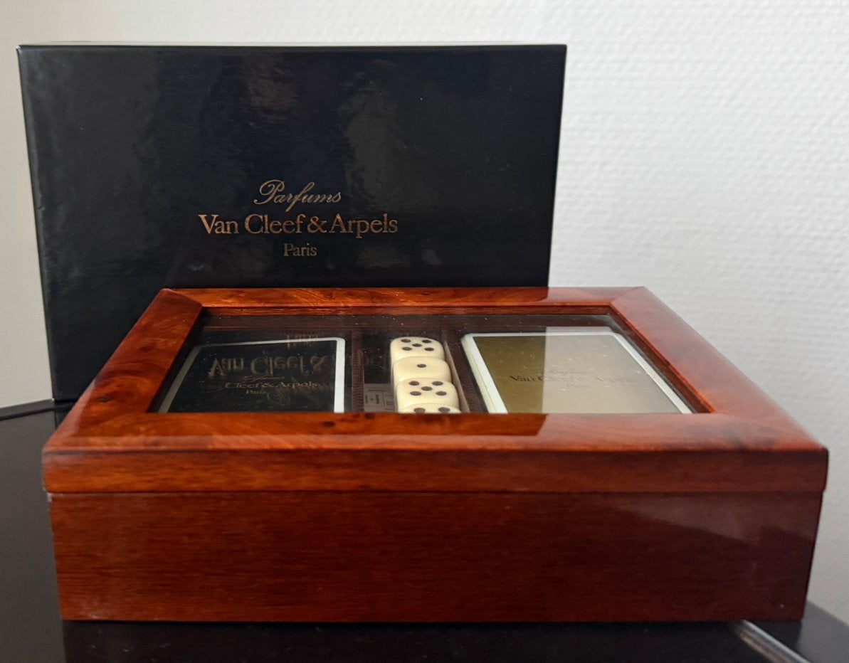 Van Cleef & Arpels Kaartspellen Houten cassette, Een of twee spelers, Verzenden, Zo goed als nieuw
