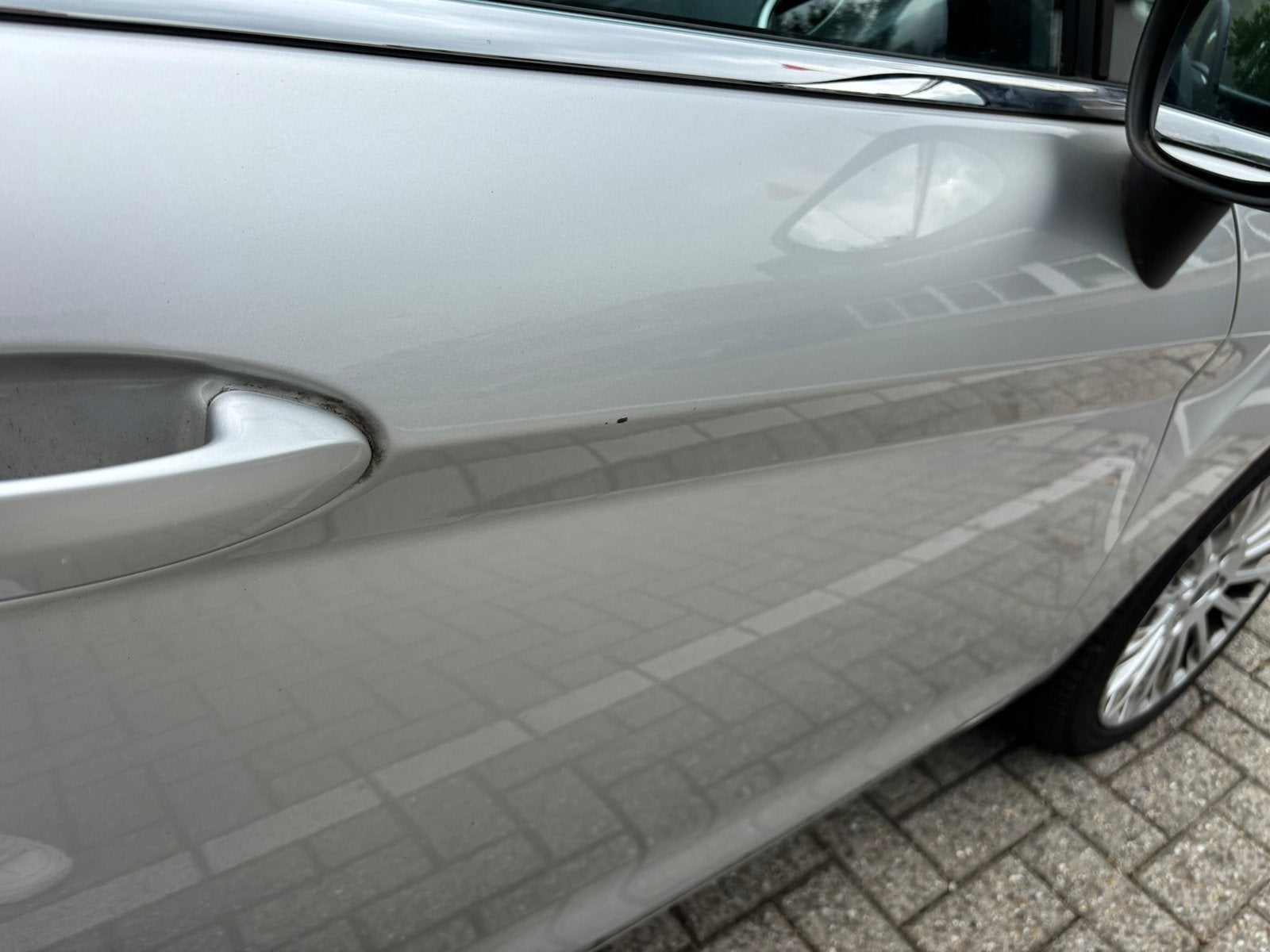 Foto 22 van Ford Fiësta 1.6 Ti-vct 88KW 5DR 2011 Grijs - APK juli 2027