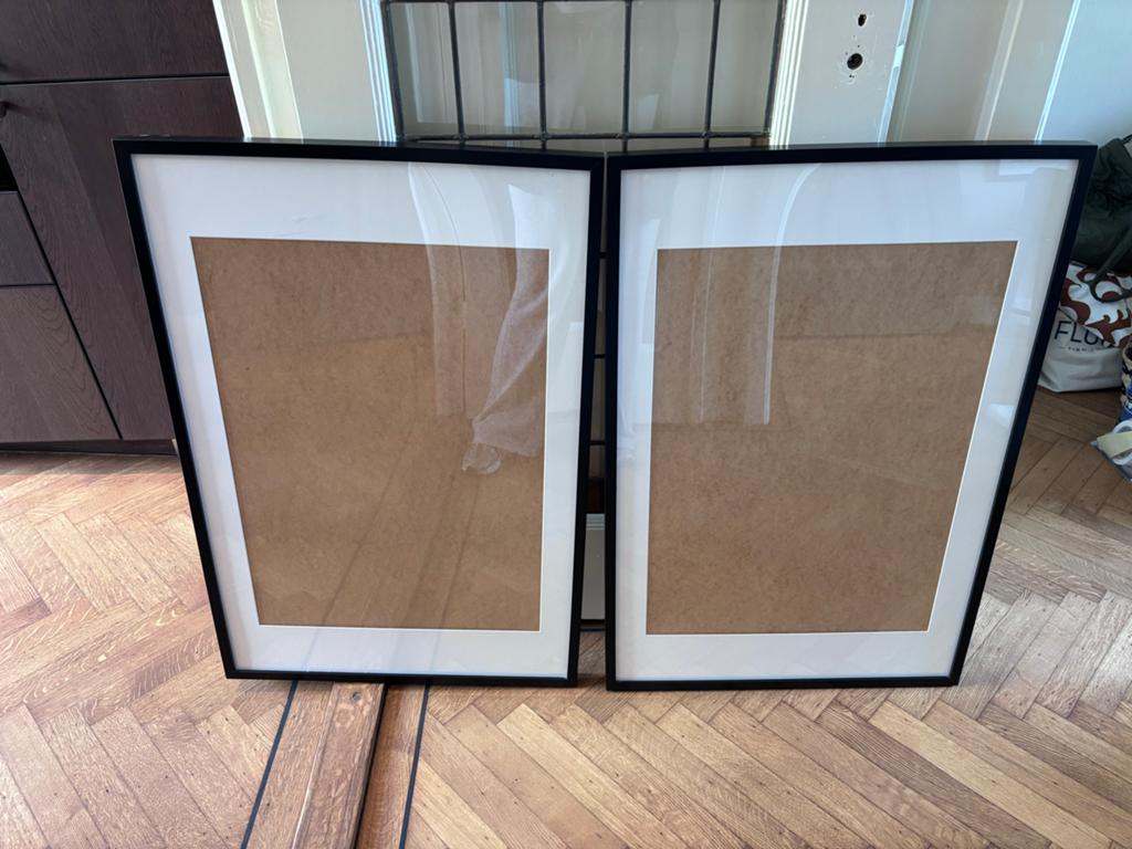 2 grote zwarte fotolijsten met passe-partout, Huis en Inrichting, Woonaccessoires | Lijsten, Ophalen, Zo goed als nieuw, 75 cm of meer