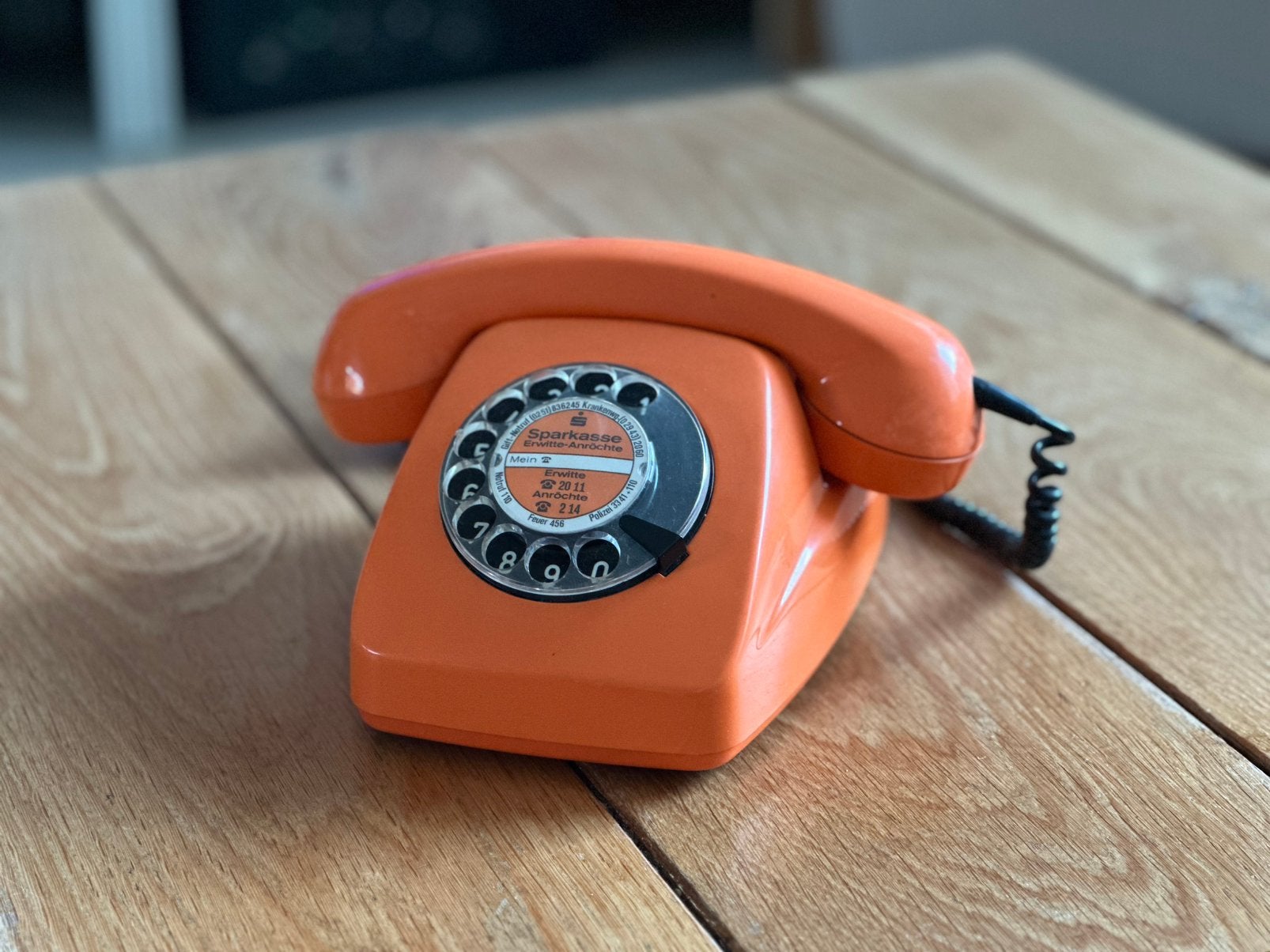 Vintage oranje Bundespost draaischijftelefoon - Jaren ’70, Telecommunicatie, Vaste telefoons | Niet Draadloos, Ophalen of Verzenden