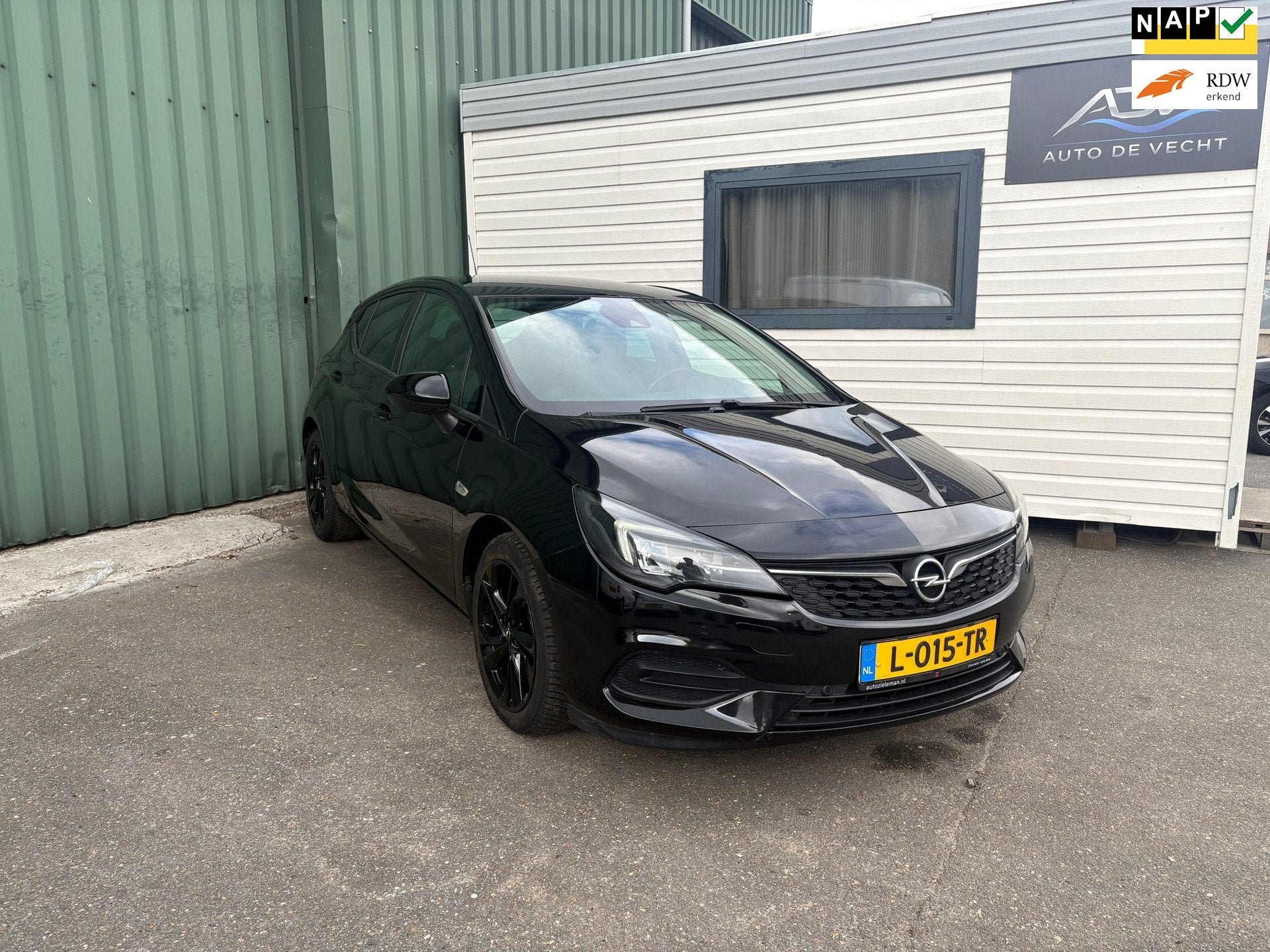 Opel Astra 1.2 Design & Tech 1E EIGENAAR - AIRCO - CAMERA -, Voorwielaandrijving, Gebruikt, Euro 6, 1199 cc